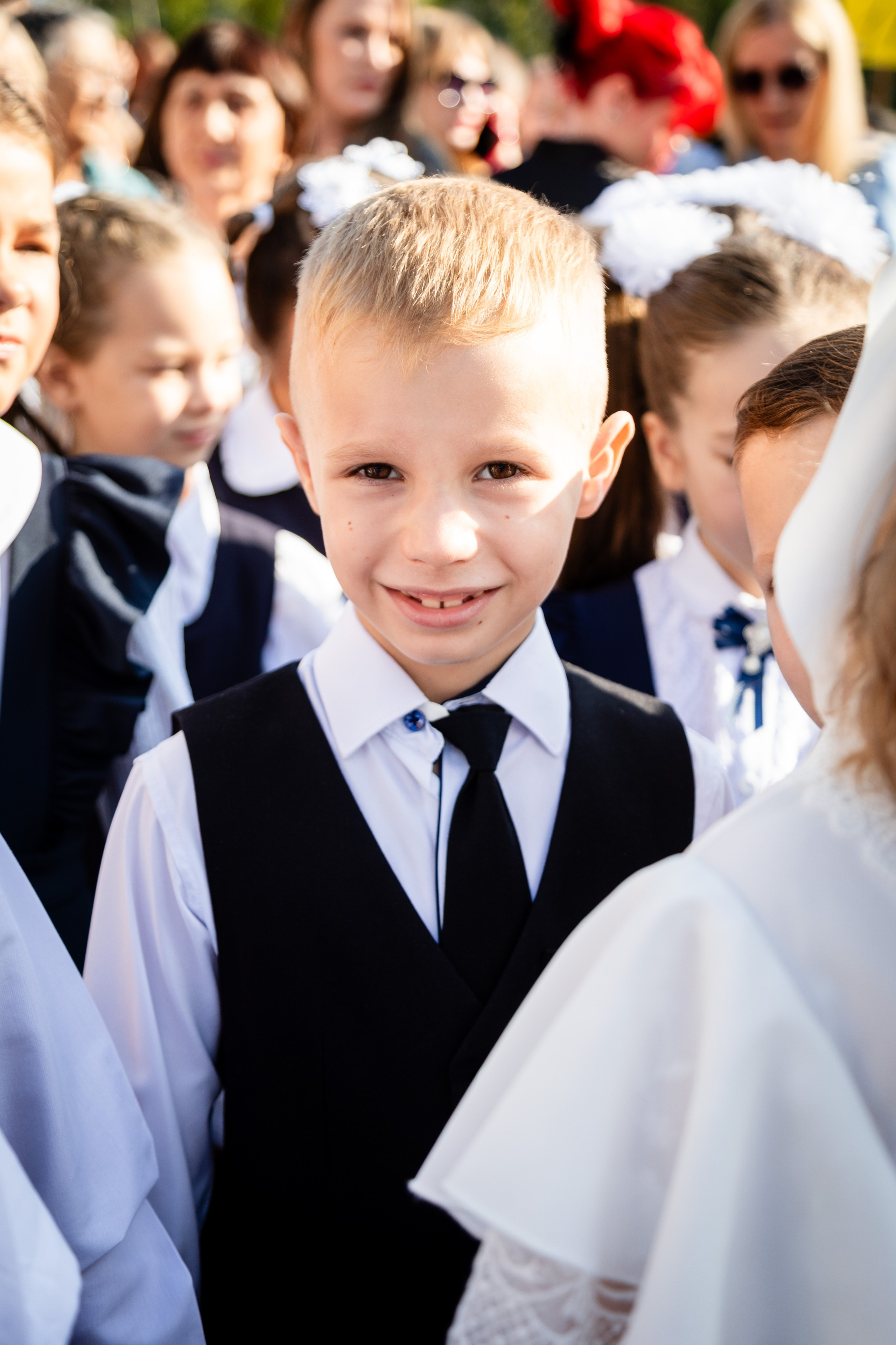 Гимназия № 50. Детский фотограф видеограф в Хабаровске Михаил Орлов