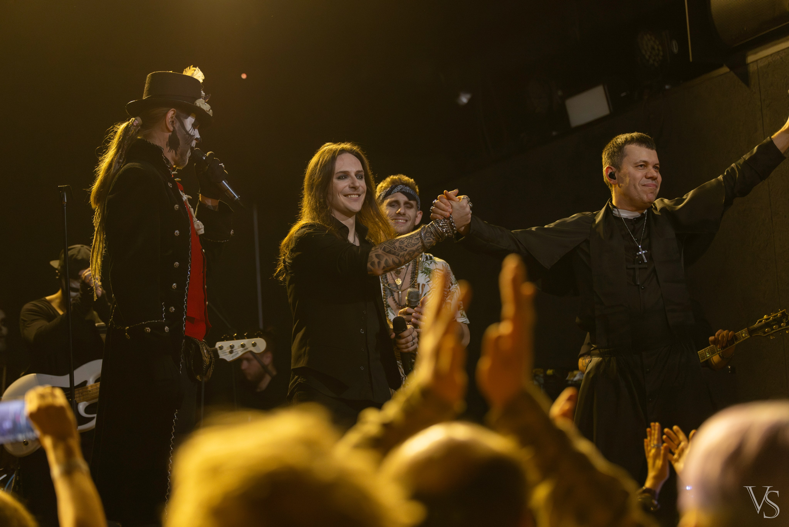 Above the stars. Проклятие Мамбо. Фотограф Виктор Степанов