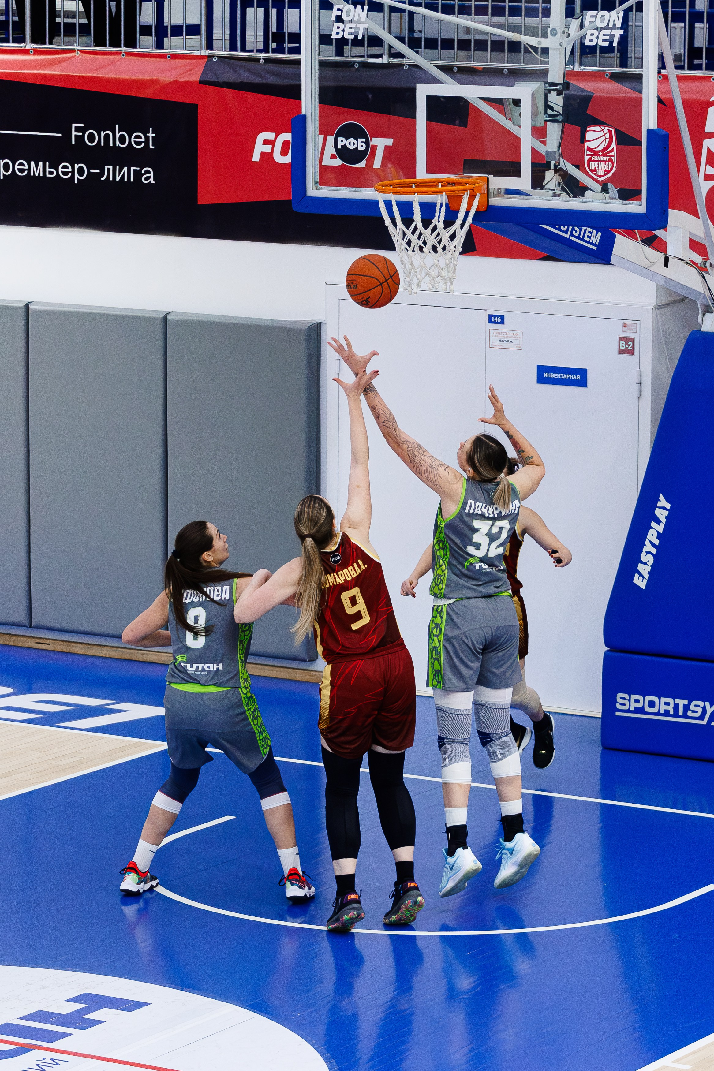 «Нефтяник-Титан» — «Надежда». Свадебный и репортажный фотограф в Омске. Червоткин Никита