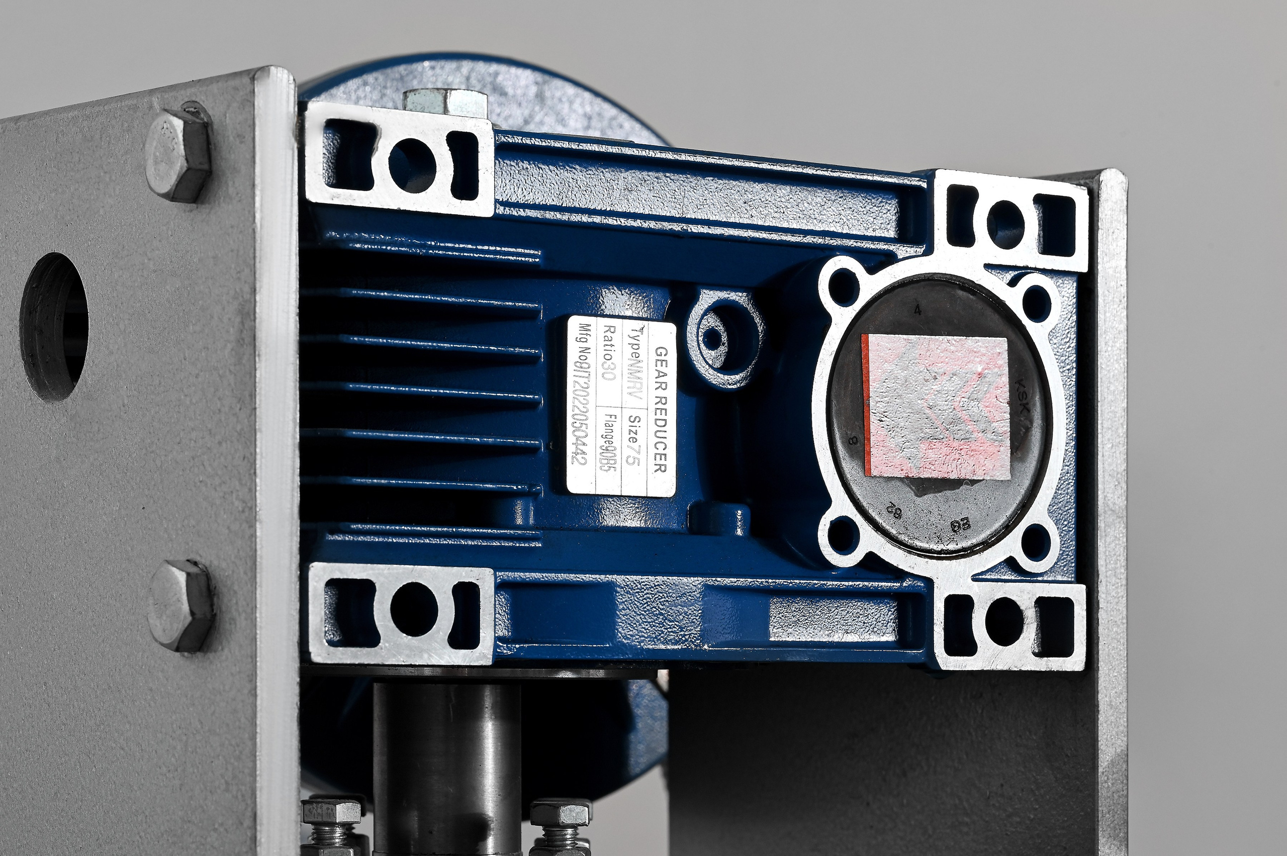 Промышленная фотосъёмка, фотограф для бизнеса, фотосъемка сотрудников, предметный фотограф, промышленный фотограф. Предметный контент — фотограф в Саратове Юлия