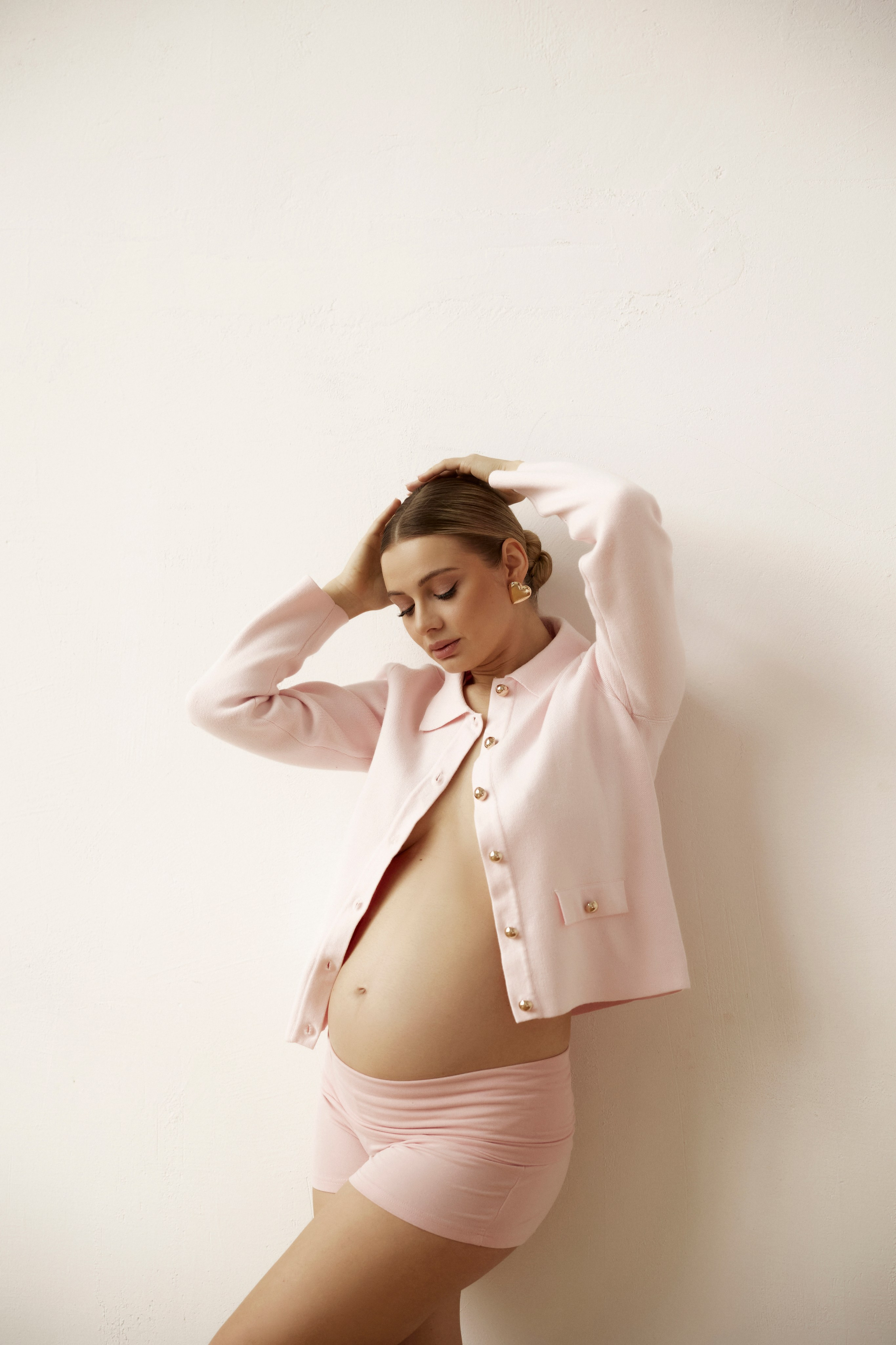 История нежной беременности Анастасии. Семейный фотограф и фотограф беременности во Владивостоке