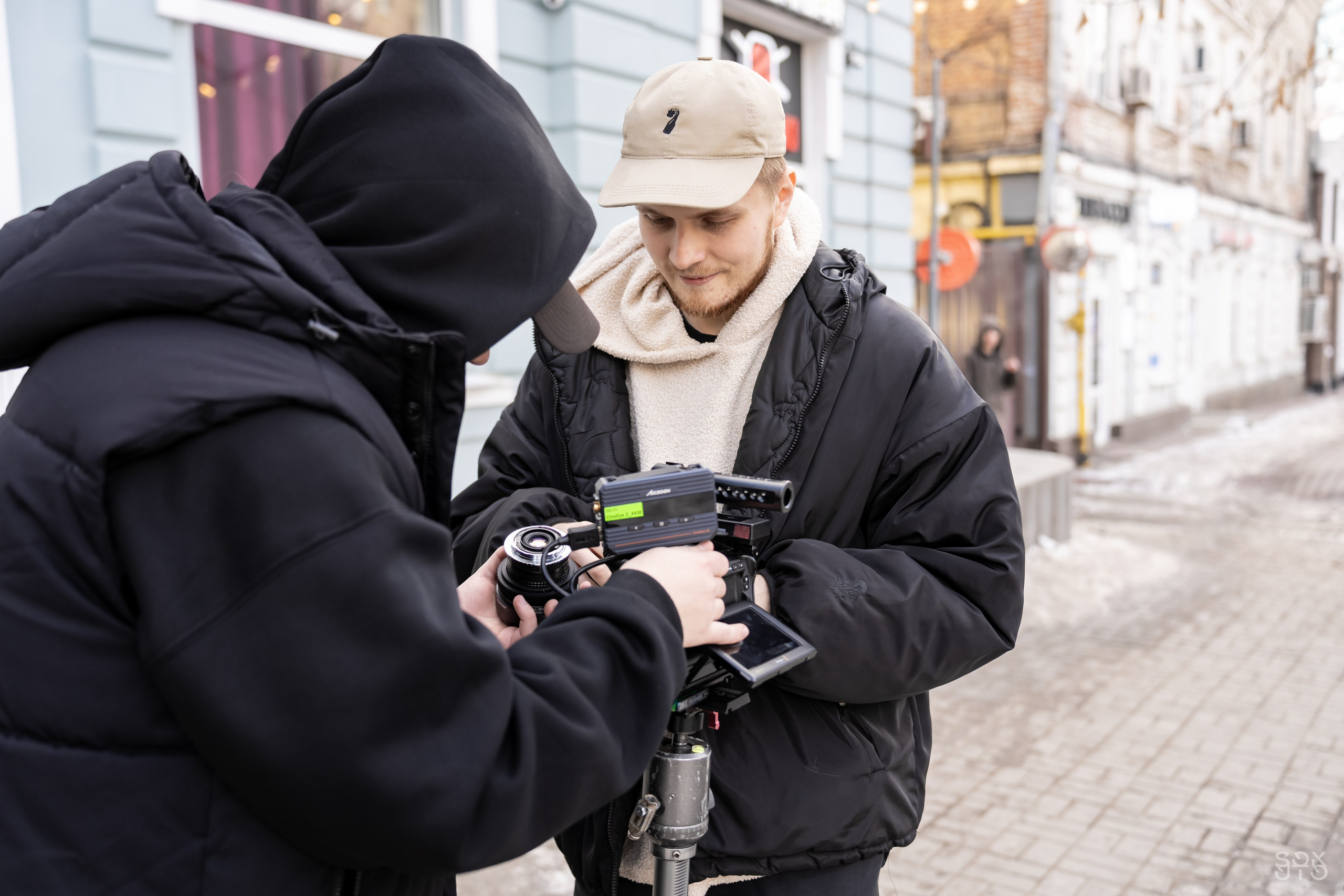 Видеопродакшн BACKED ROLL