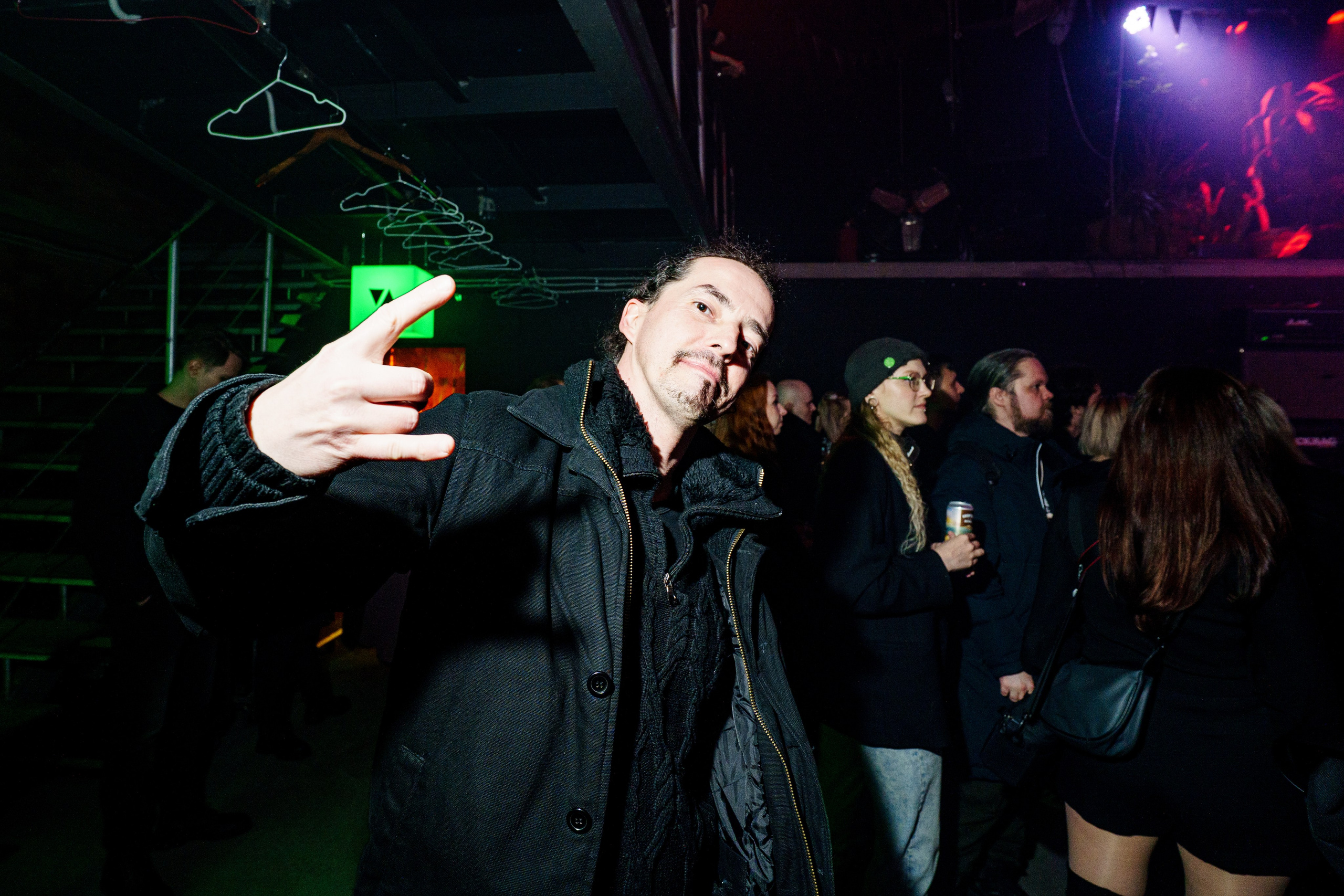 Inside the Rain|Ласточка. Концертный и репортажный фотограф в Санкт-Петербурге Слава Пахомов