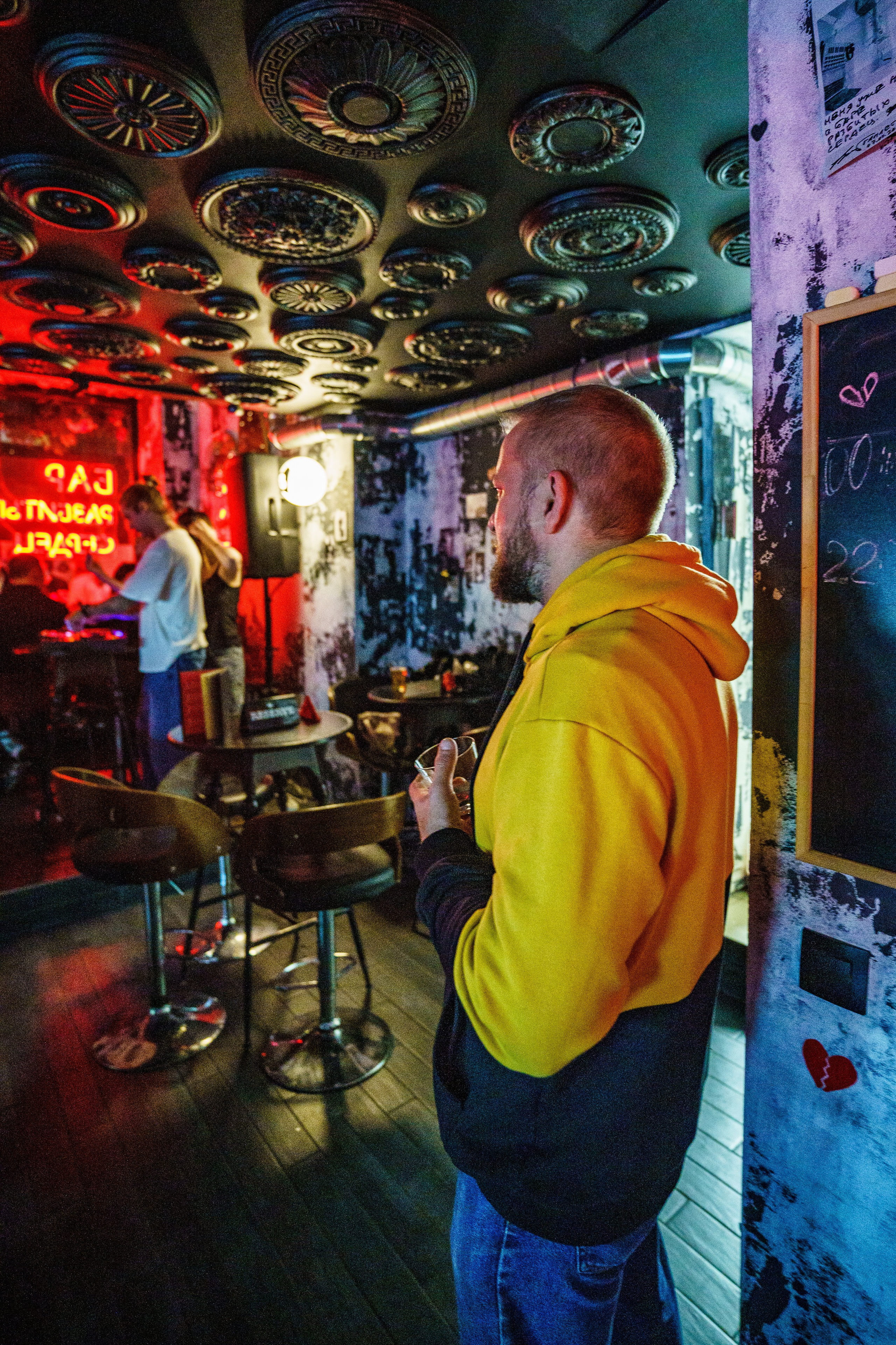 Бар разбитых сердец. DJ Guitacidelli. Концертный и репортажный фотограф в Санкт-Петербурге Слава Пахомов