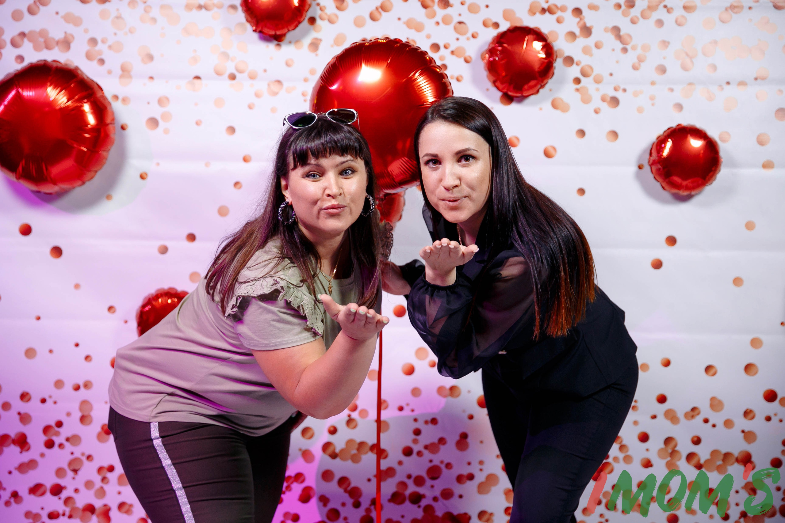 Квиз «Аймомс». Ваш репортажный фотограф Артемий Антонов