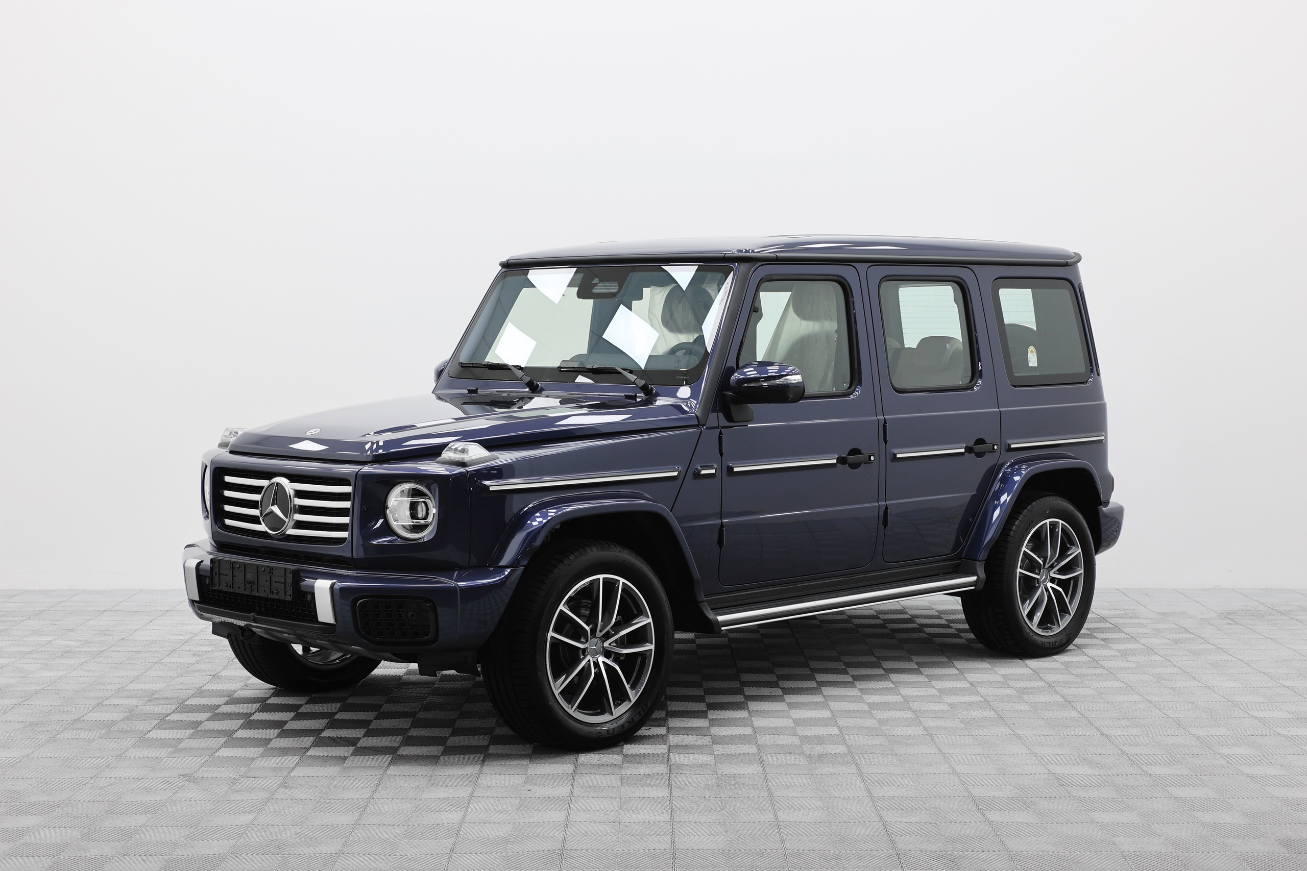 2019 MERCEDES BENZ G450d AMG. Mixturecaptures