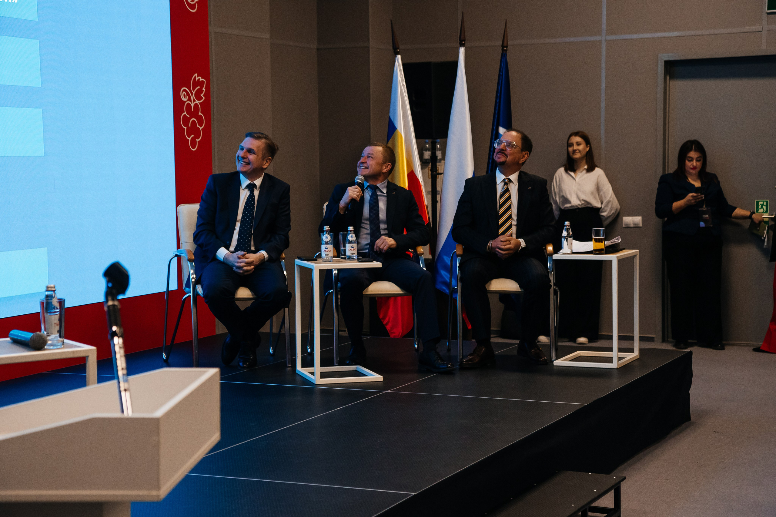 «НОВОЕ ВРЕМЯ — НОВЫЕ МЫ» | Опора России. Фотограф Александр Бигари