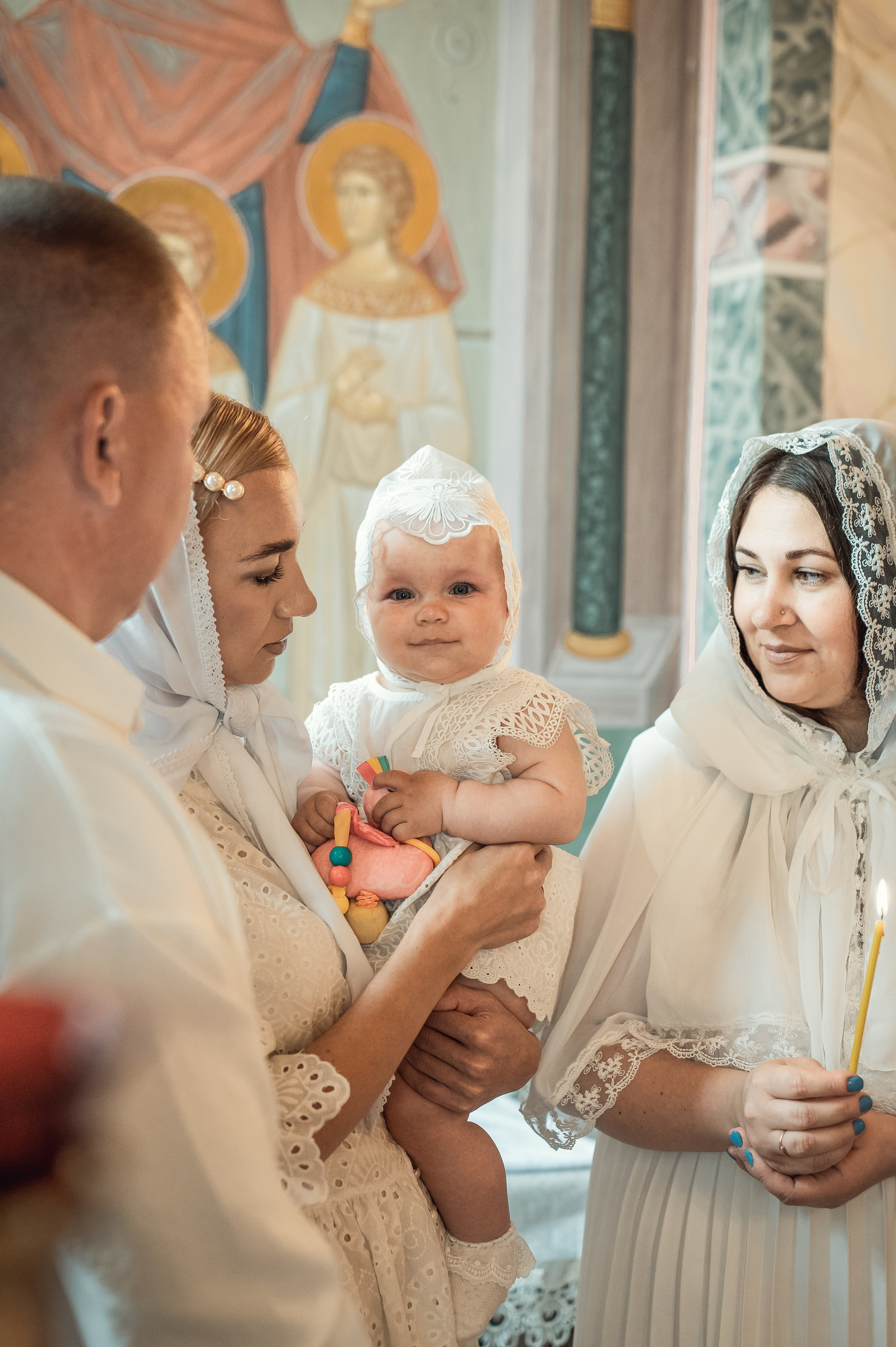Крещение Полины в храме Покрова Пресвятой Богородицы. Фотограф на Крещение Тула и Венчание в Туле, детский и семейный фотограф