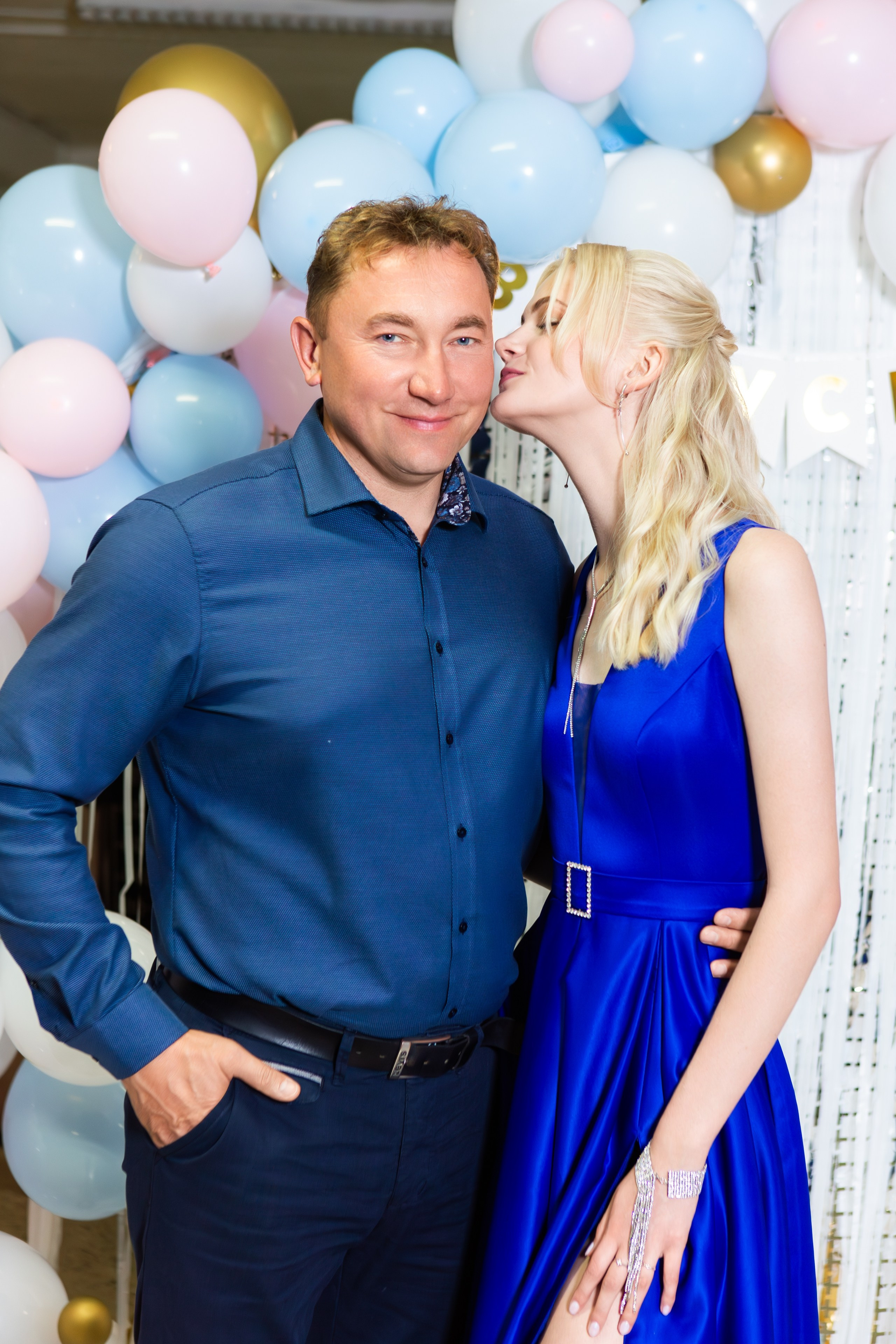 ФОТОСЕССИЯ С РОДИТЕЛЯМИ ВЫПУСКНОЙ 2025 9 ШКОЛА Г.МЦЕНСК. Профессиональный фотограф в Мценске и Орловской области