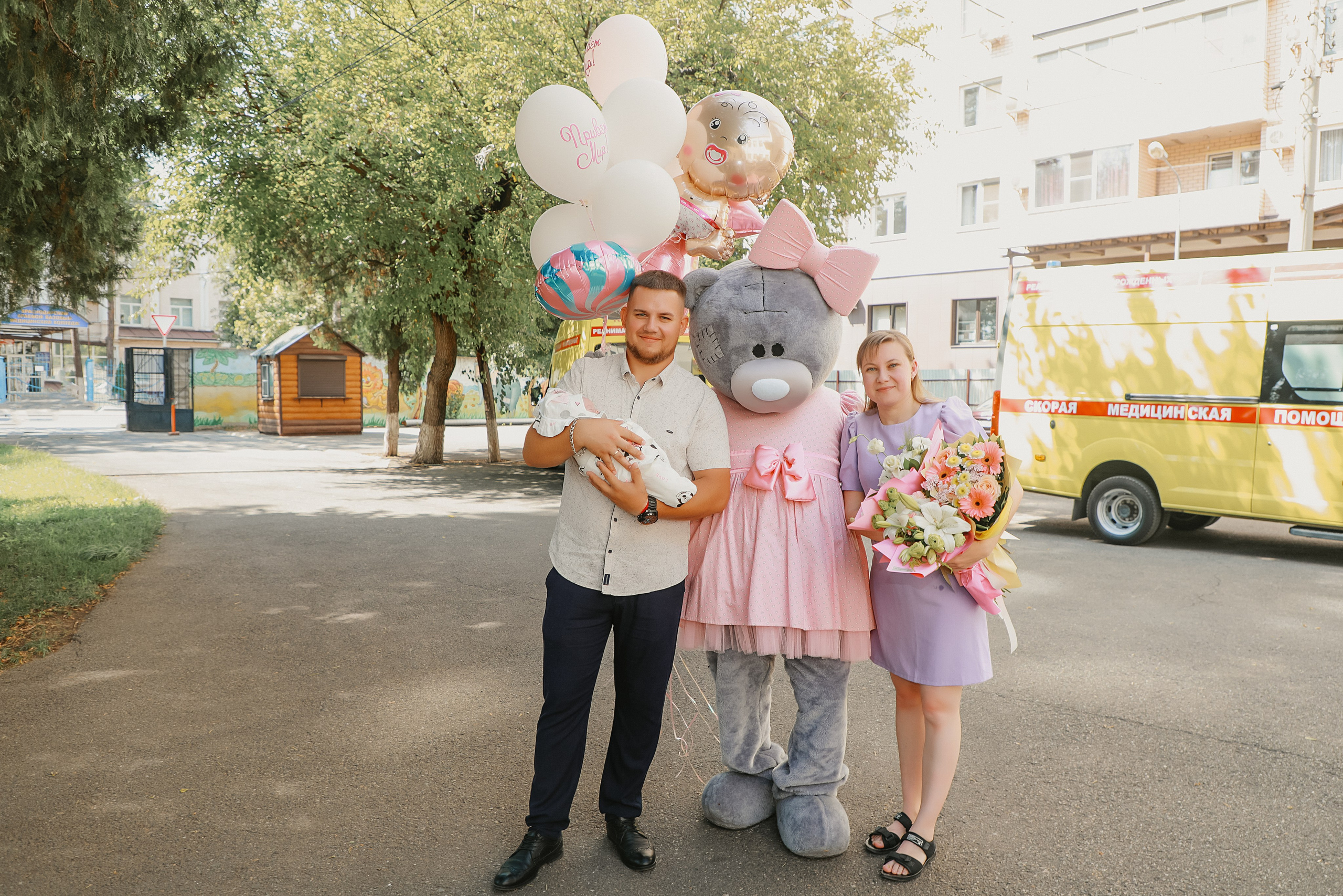Выписка с роддома. Свадебный и семейный фотограф/видеограф в Краснодаре Наталья Осинская
