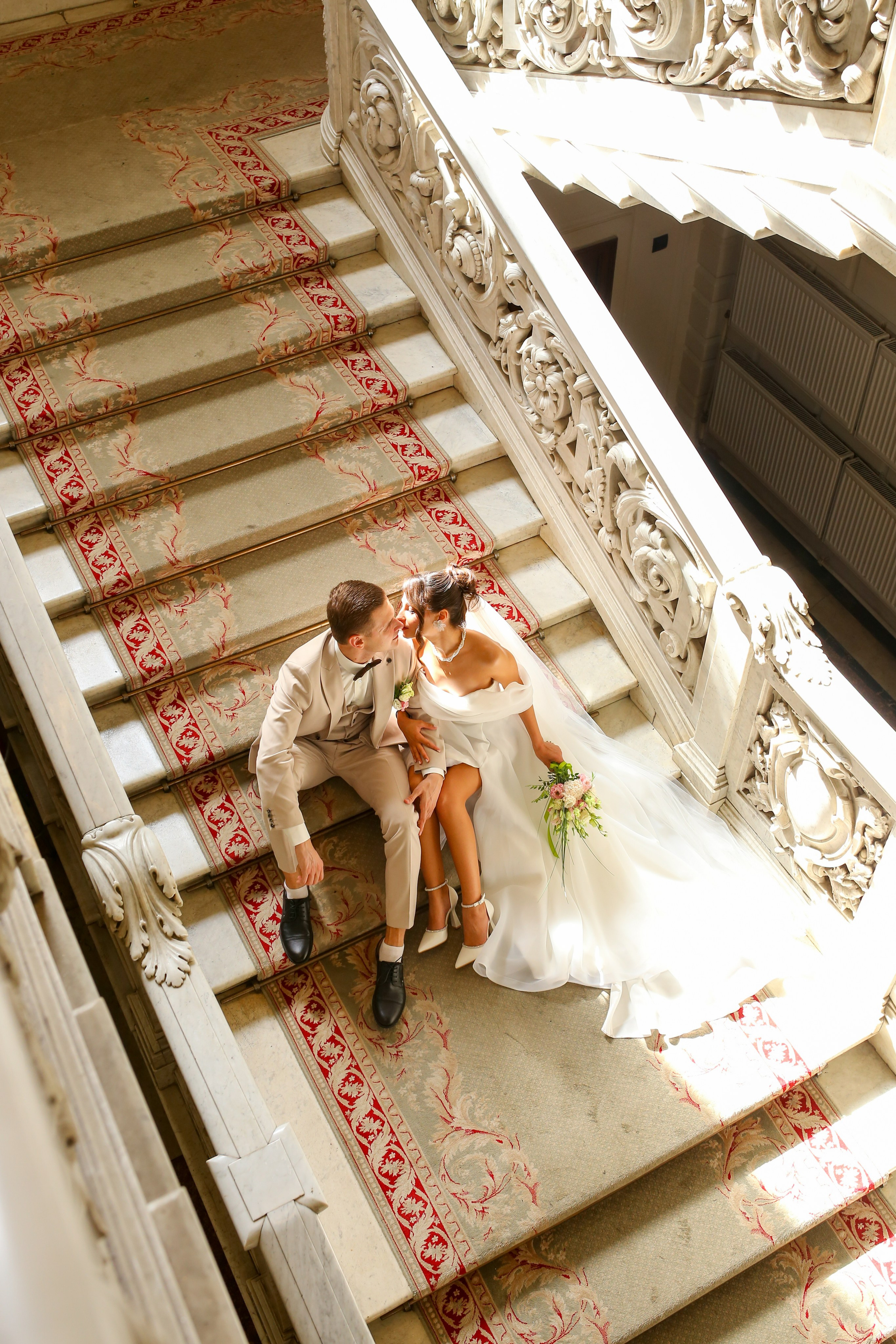 Классические кадры, во Дворце бракосочетания. Свадебный и Репортажный фотограф в Санкт-Петербурге