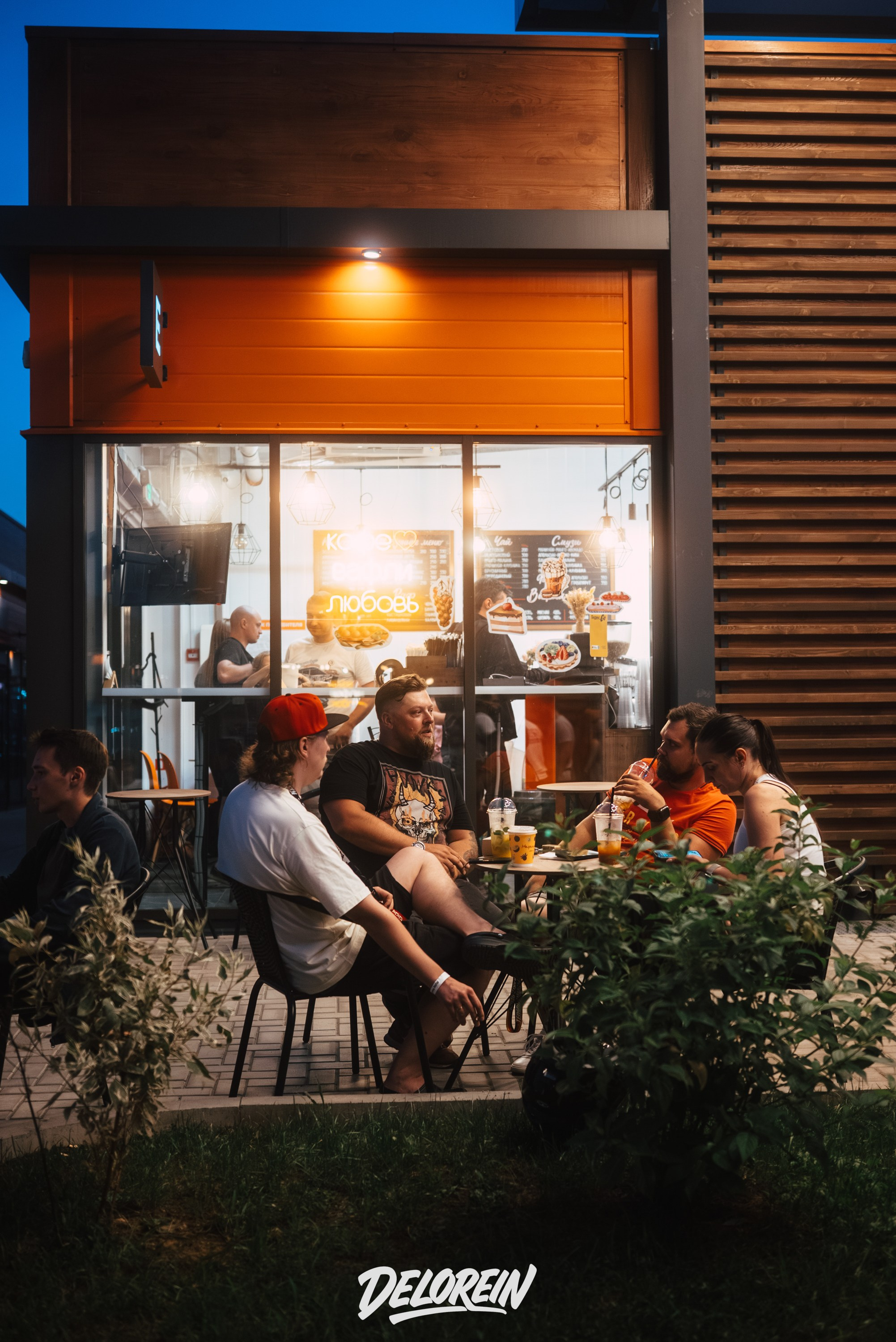 Downfly 30 июля 2025. DeLorein