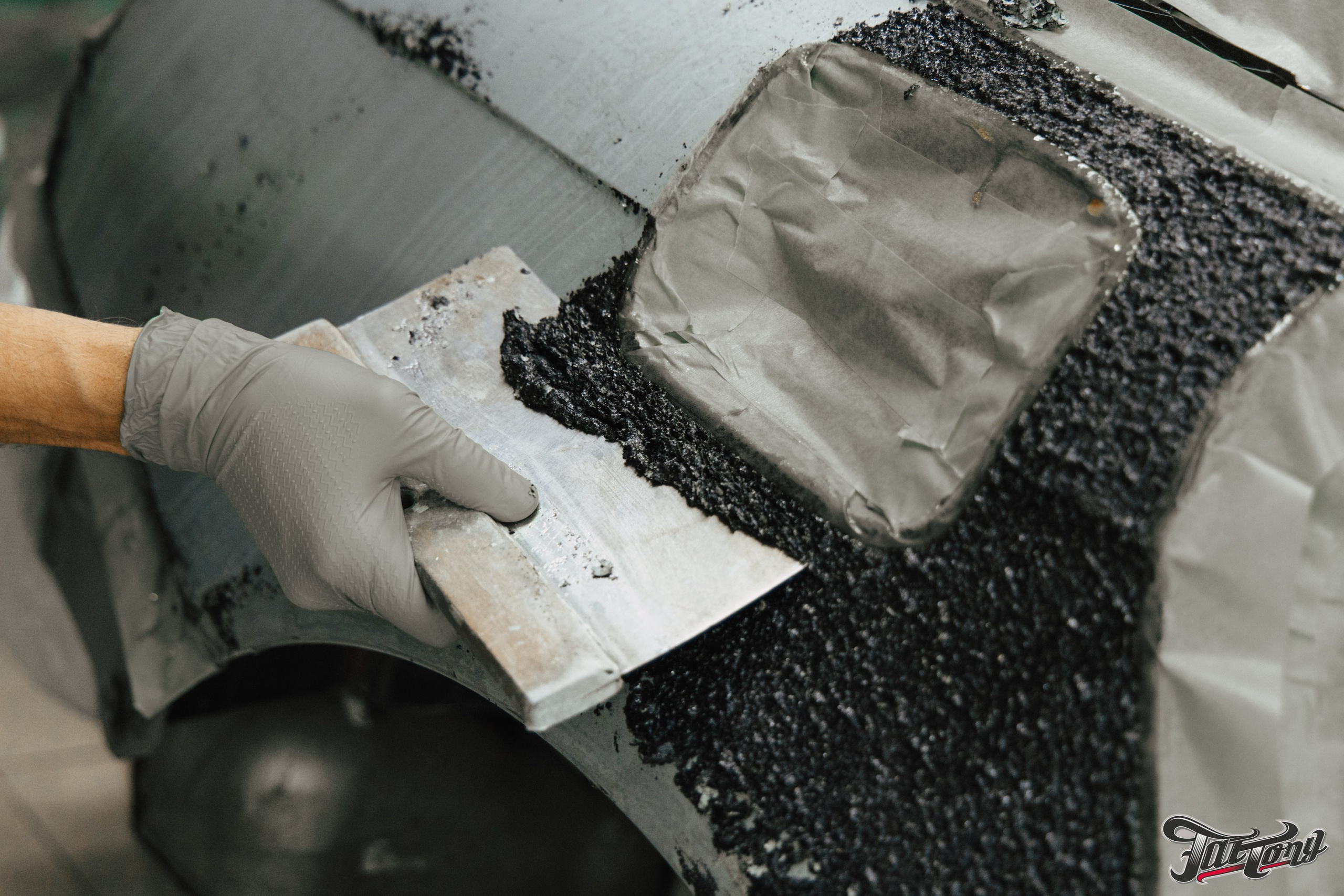 Audi S4 полный окрас кузова, кузовные работы и антихром. DeLorein