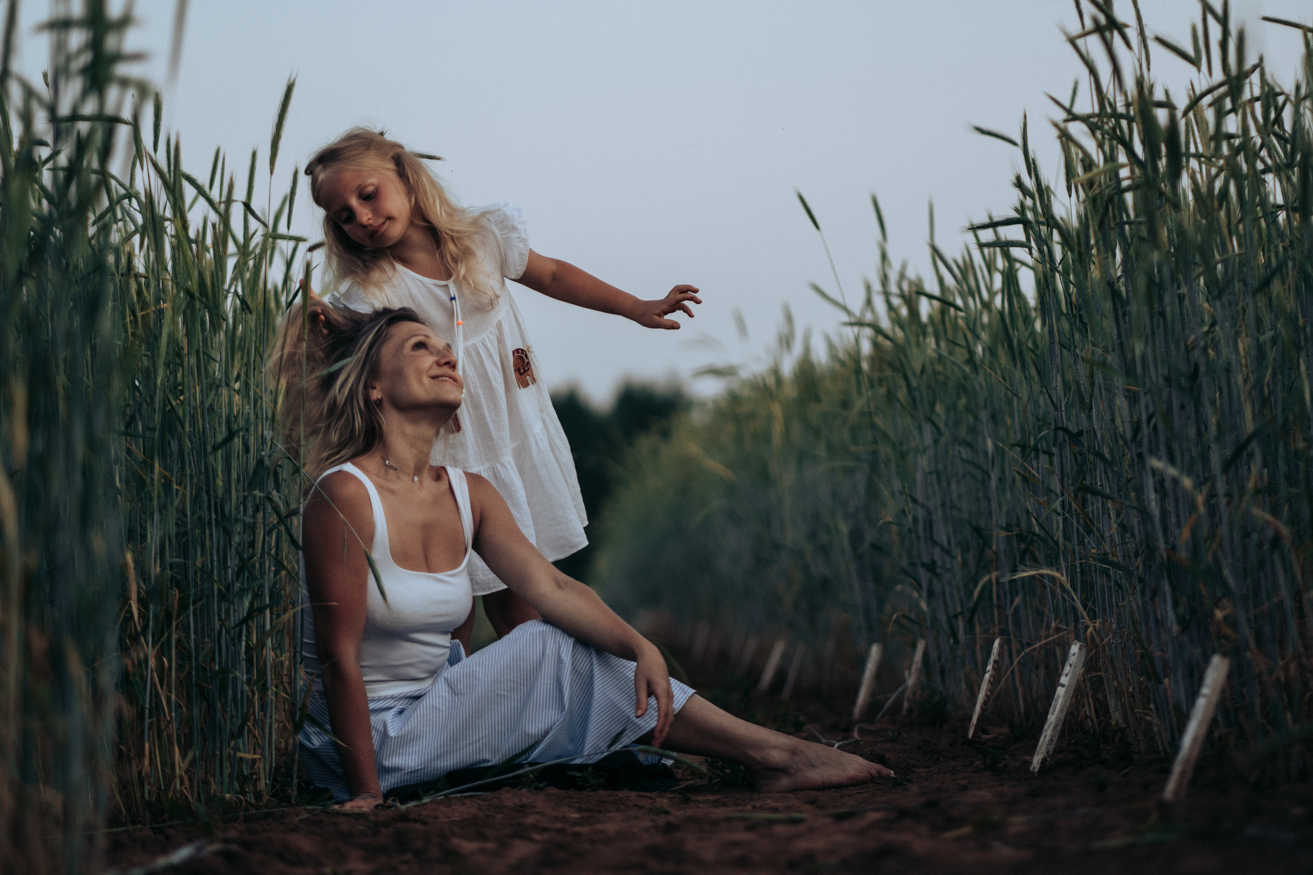 Фотосессия в поле на закате. Семейный и детский фотограф в Санкт-Петербурге Наталья Григорьева