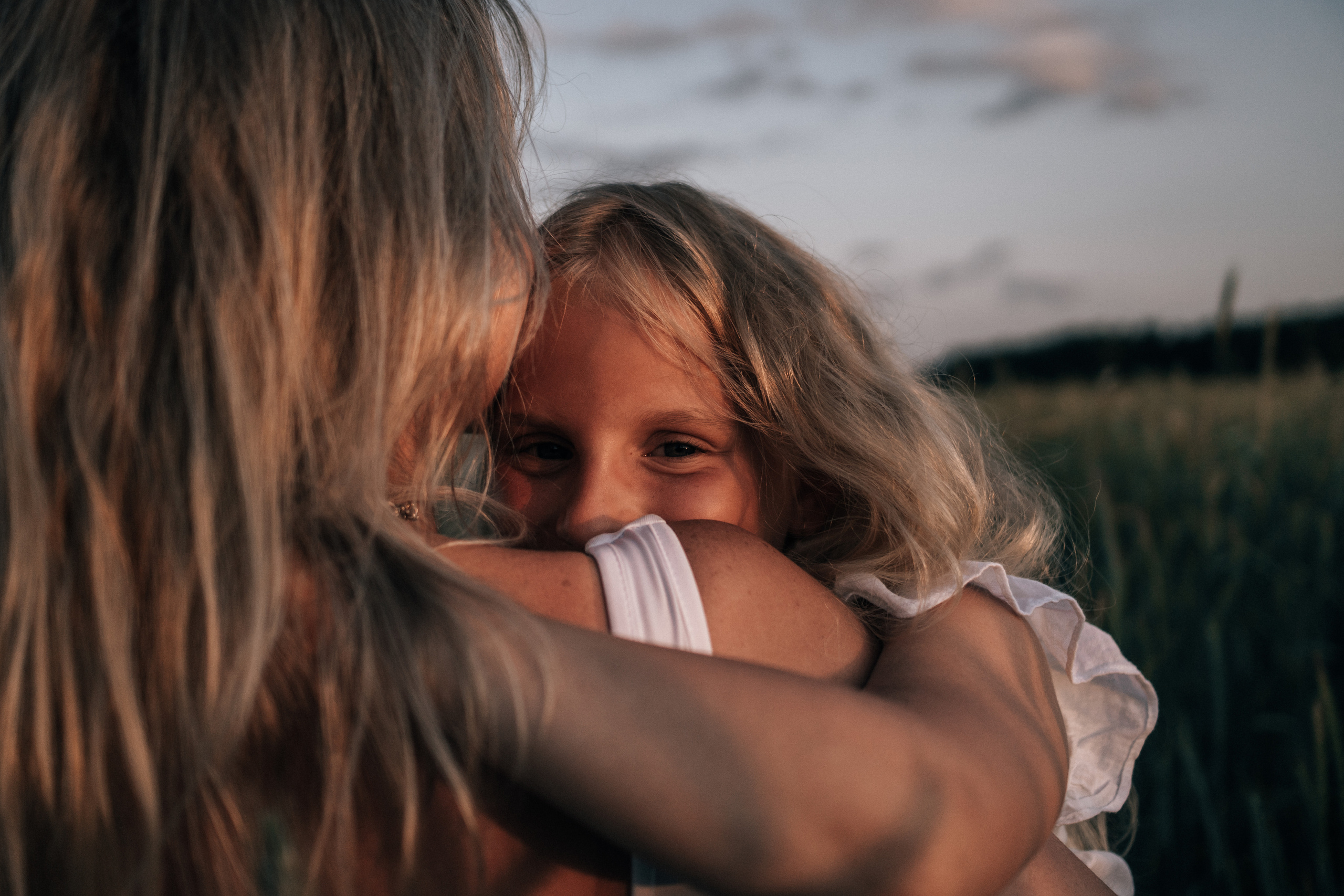Фотосессия в поле на закате. Семейный и детский фотограф в Санкт-Петербурге Наталья Григорьева