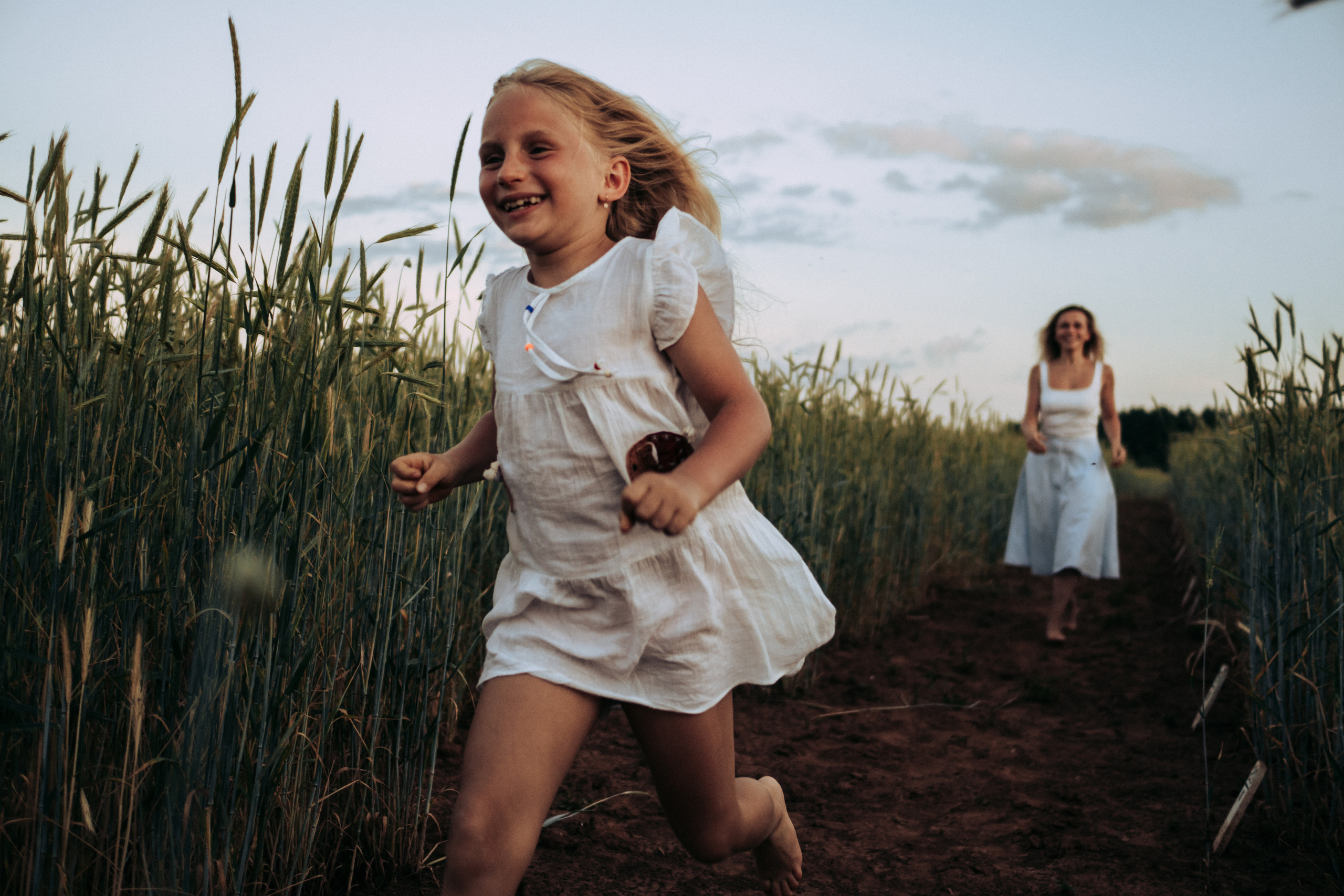 Фотосессия в поле на закате. Семейный и детский фотограф в Санкт-Петербурге Наталья Григорьева