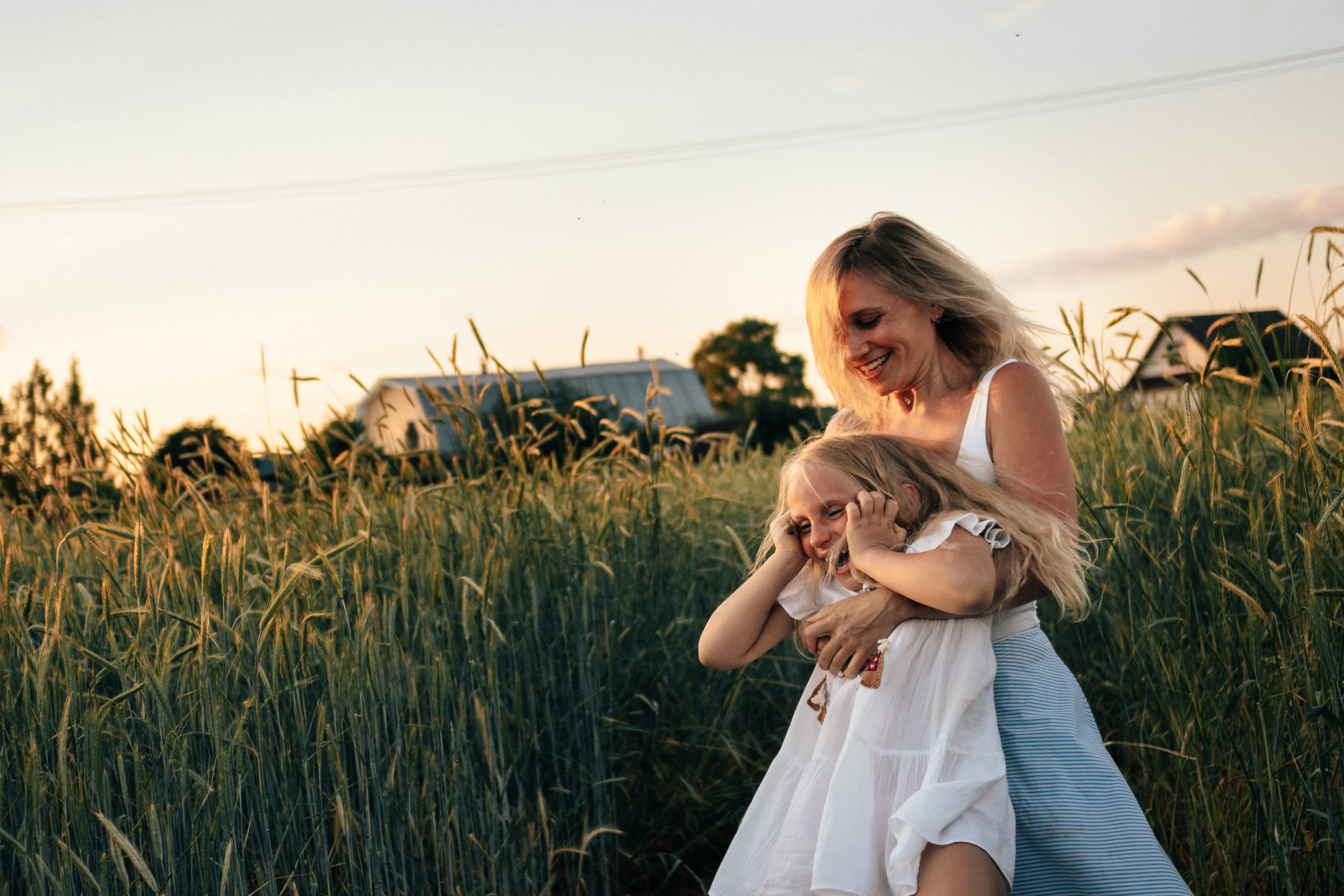 Фотосессия в поле на закате. Семейный и детский фотограф в Санкт-Петербурге Наталья Григорьева