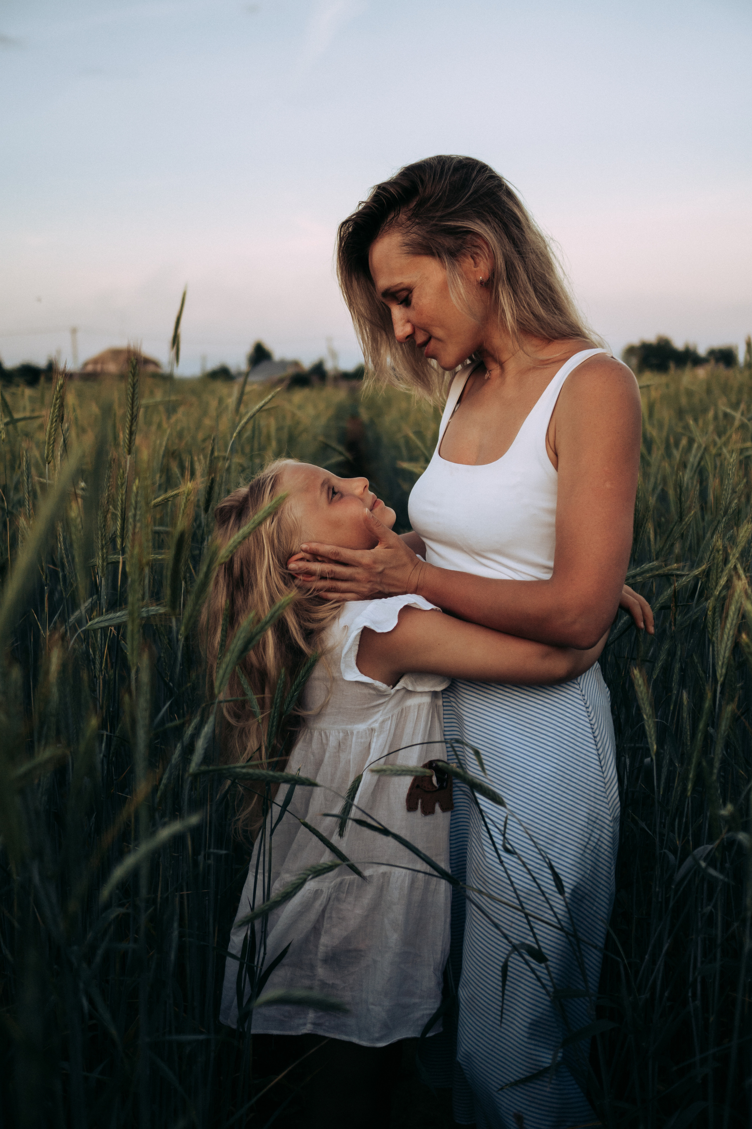 Фотосессия в поле на закате. Семейный и детский фотограф в Санкт-Петербурге Наталья Григорьева