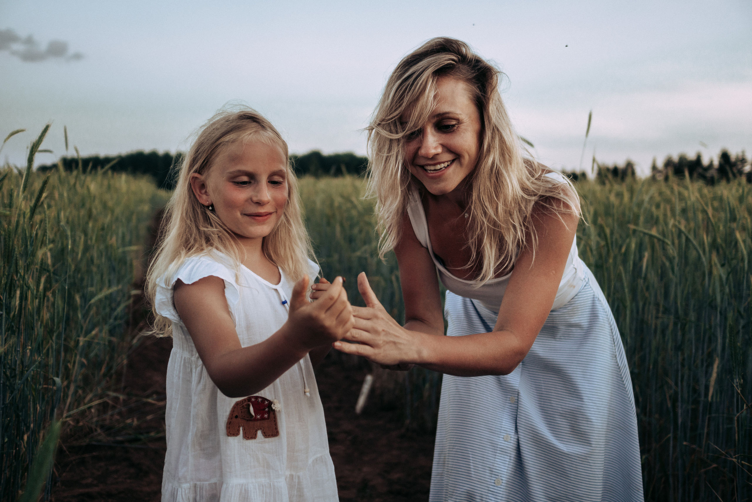 Фотосессия в поле на закате. Семейный и детский фотограф в Санкт-Петербурге Наталья Григорьева
