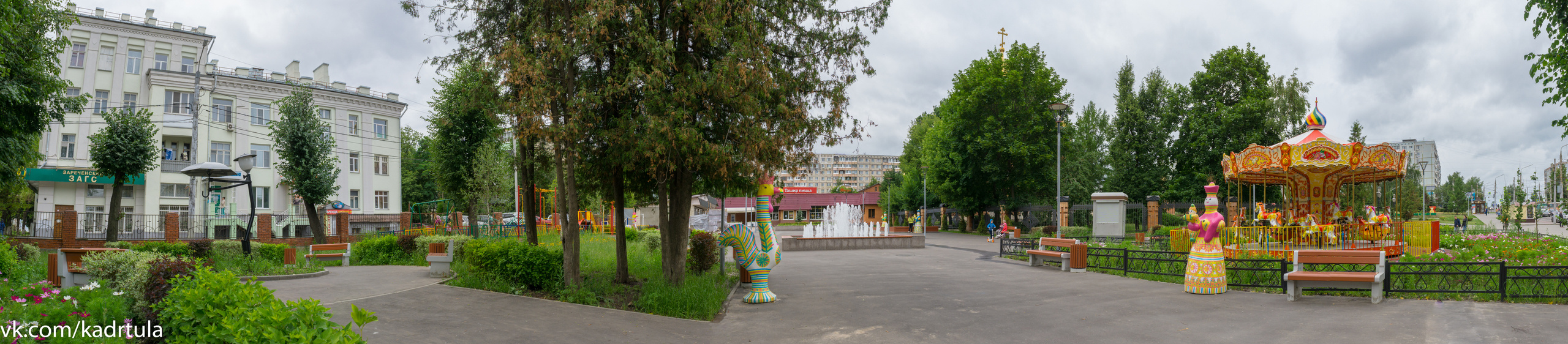 Тульское чаепитие, сквер возле Церкви Сергия Радонежского у Московской заставы. Фотограф в Туле Крупский АнДРей. Фотостудия «КАДР71» в Туле