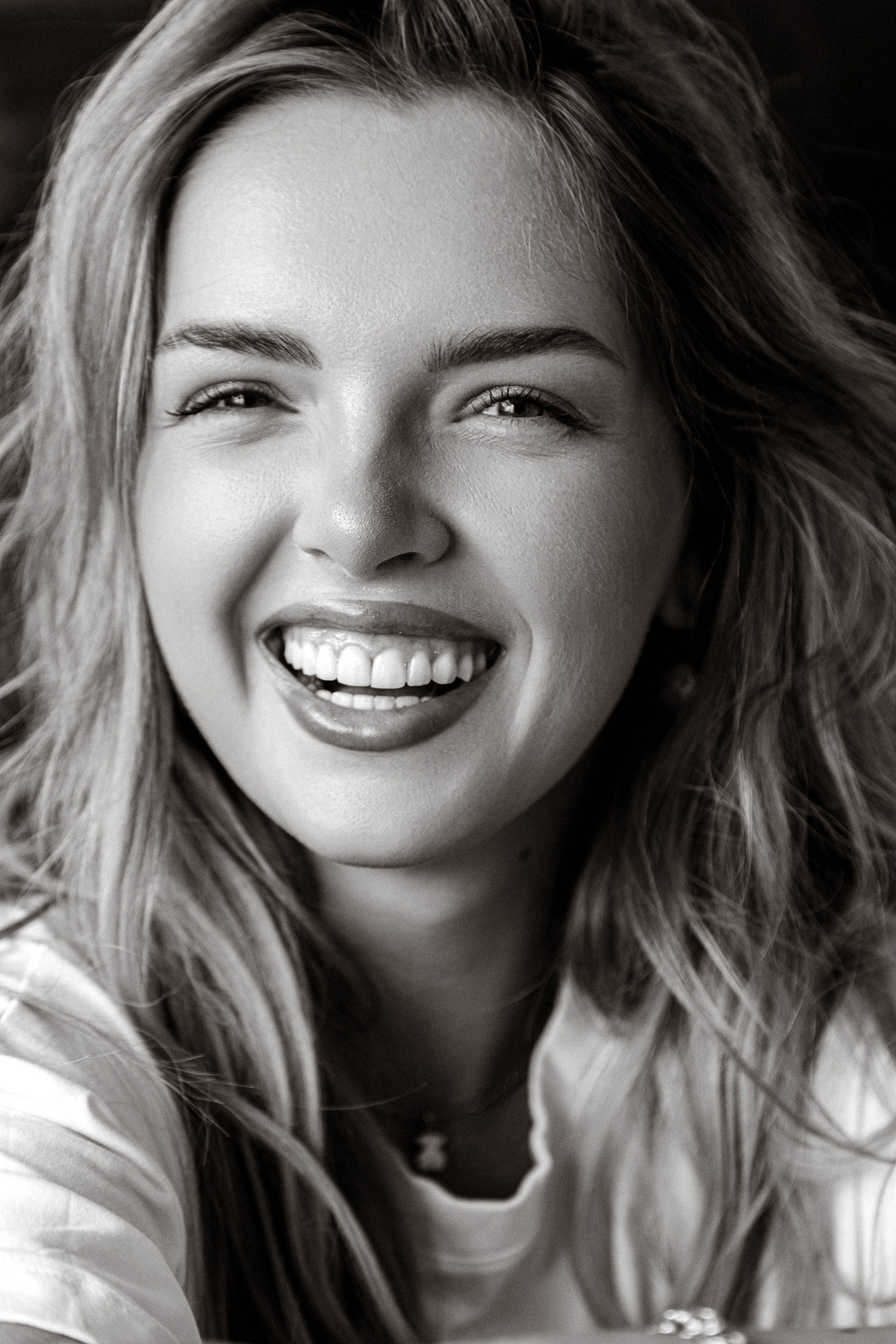 Катя. Минимализм в студии. Фотограф Ксения Третьякова, Санкт-Петербург