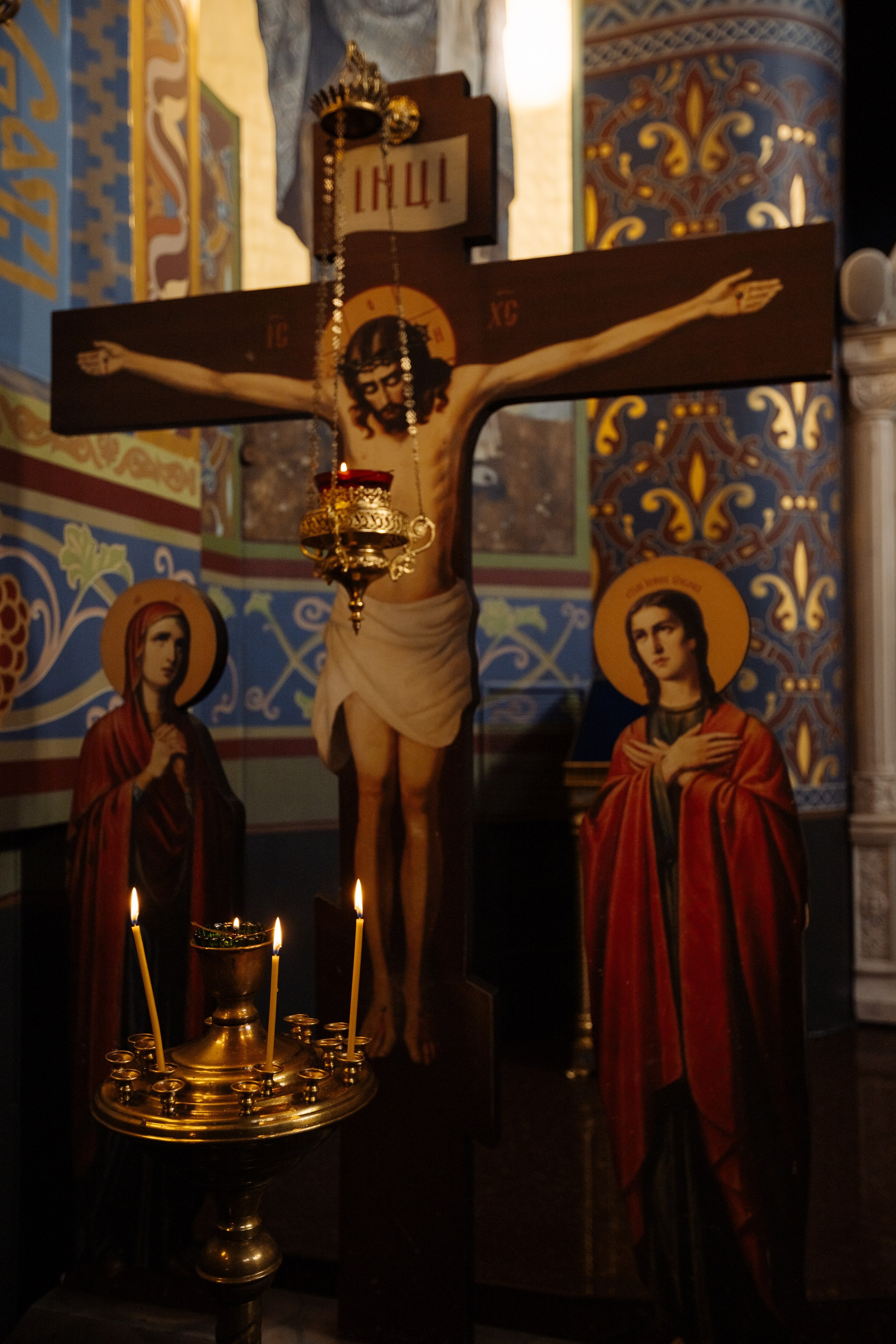 Храм Христа спасителя в Сочи. Семейный фотограф на крещение и венчание