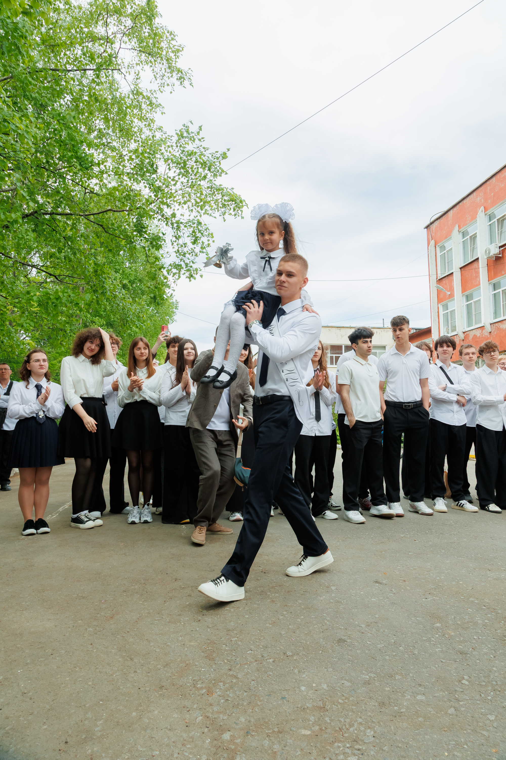 Последний звонок 11 класс. Фотограф из Хабаровска Юлия Черёмушкина