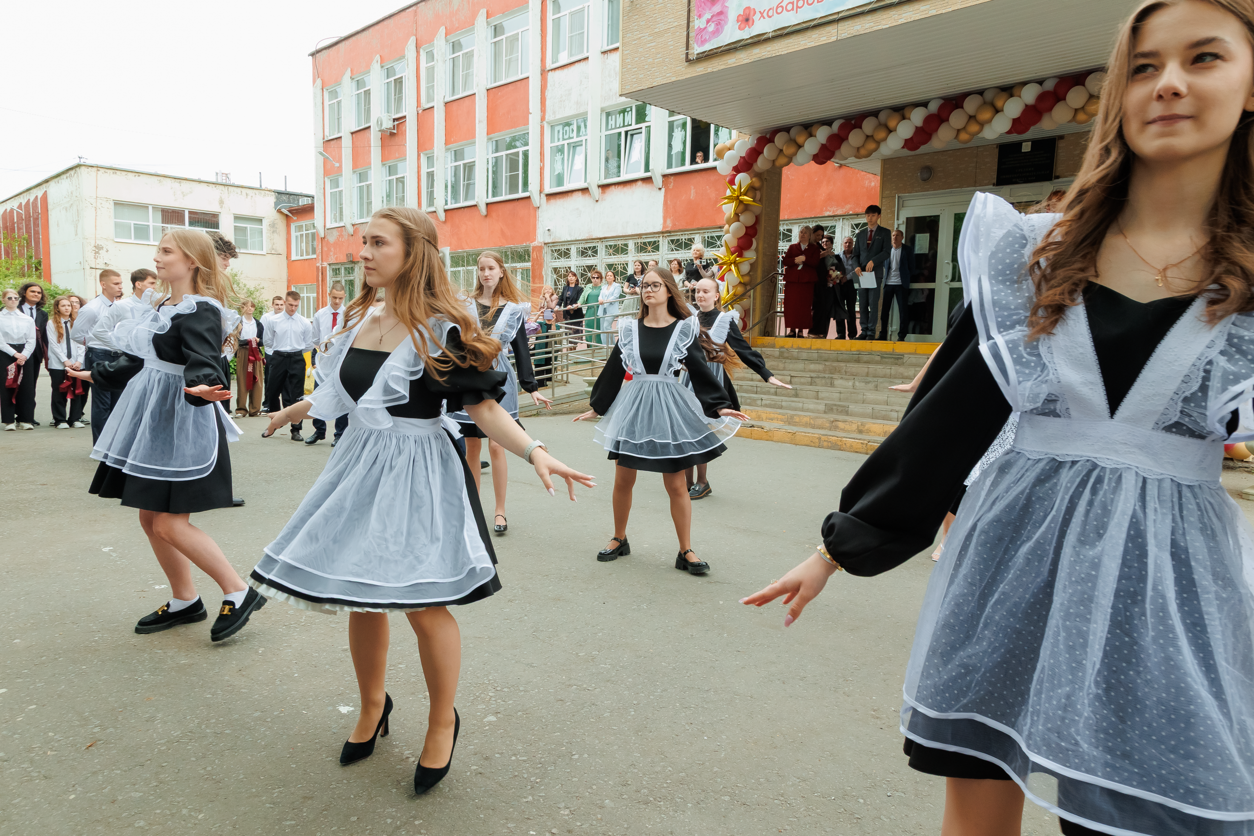 Последний звонок 11 класс. Фотограф из Хабаровска Юлия Черёмушкина