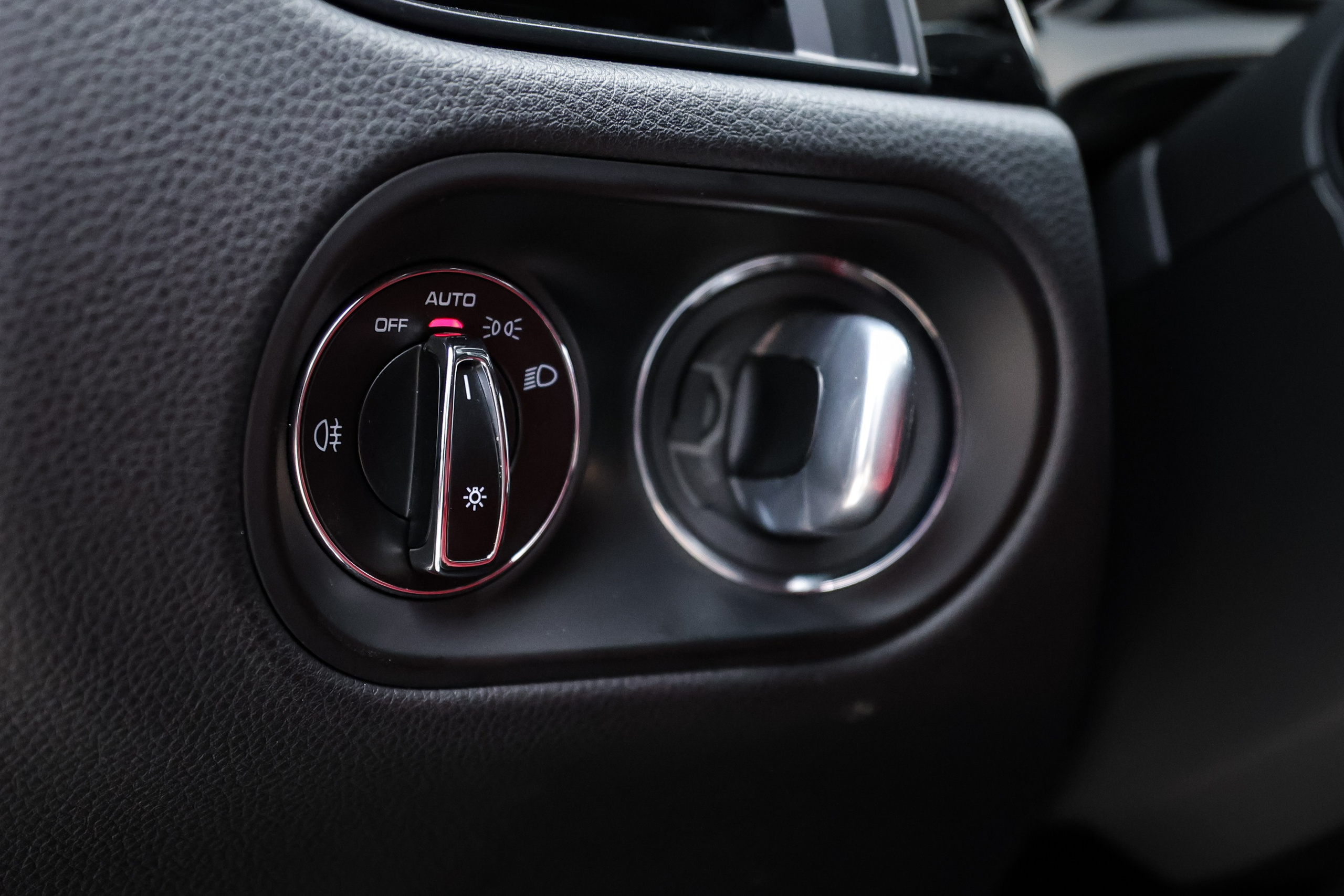 2021 PORSCHE MACAN S. Mixturecaptures