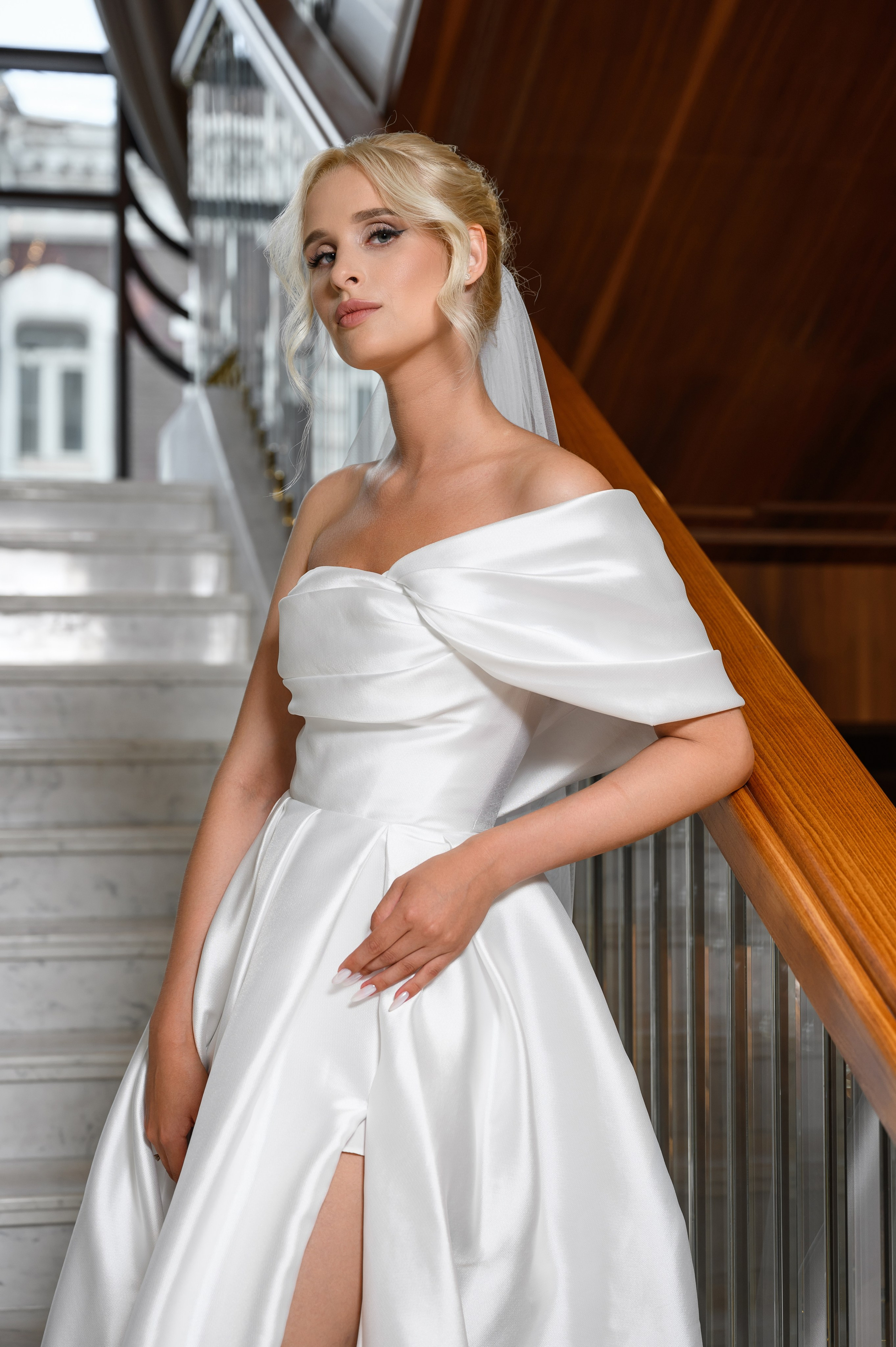 Свадебная фотосессия в Марриотт Империал Плаза. Свадебный фотограф Москва Юрий Кульман