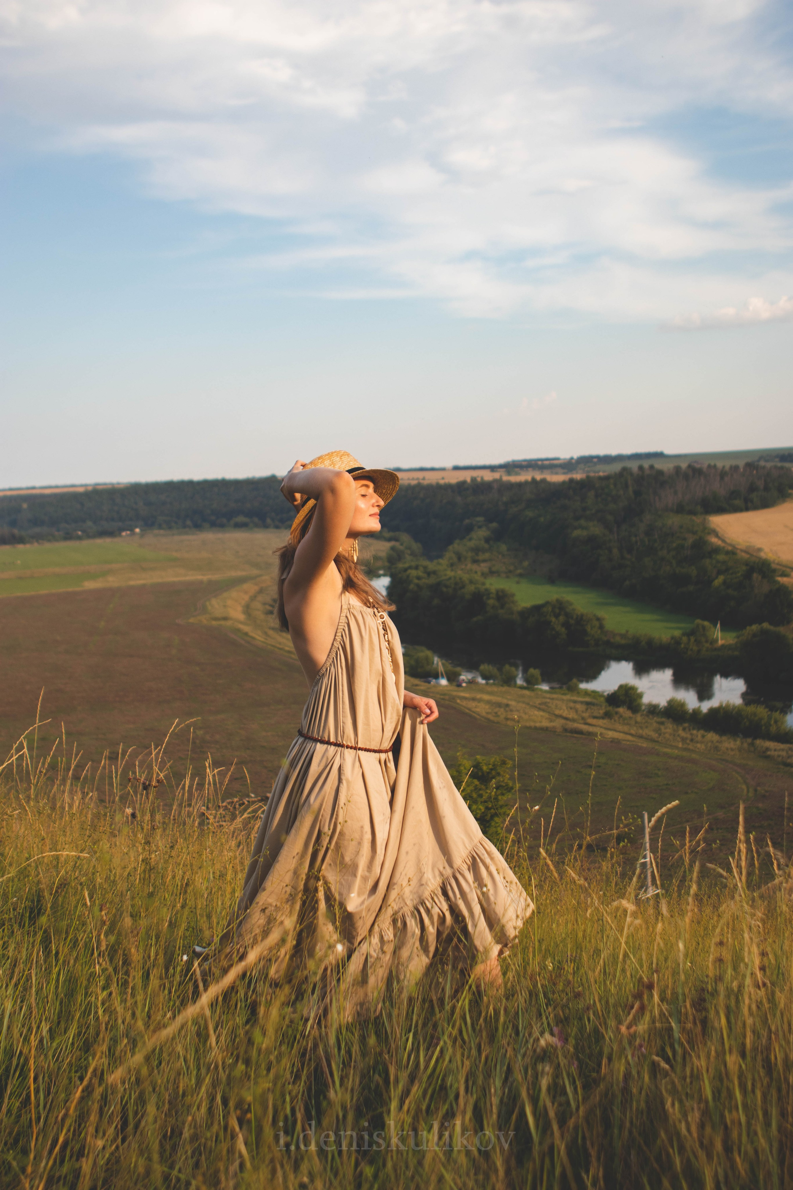 Ксюша. Коммерческий фотограф