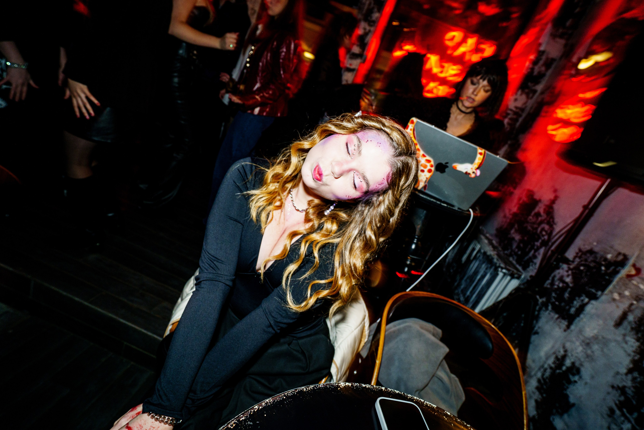 Halloween party. Бар разбитых сердец. Концертный и репортажный фотограф в Санкт-Петербурге Слава Пахомов