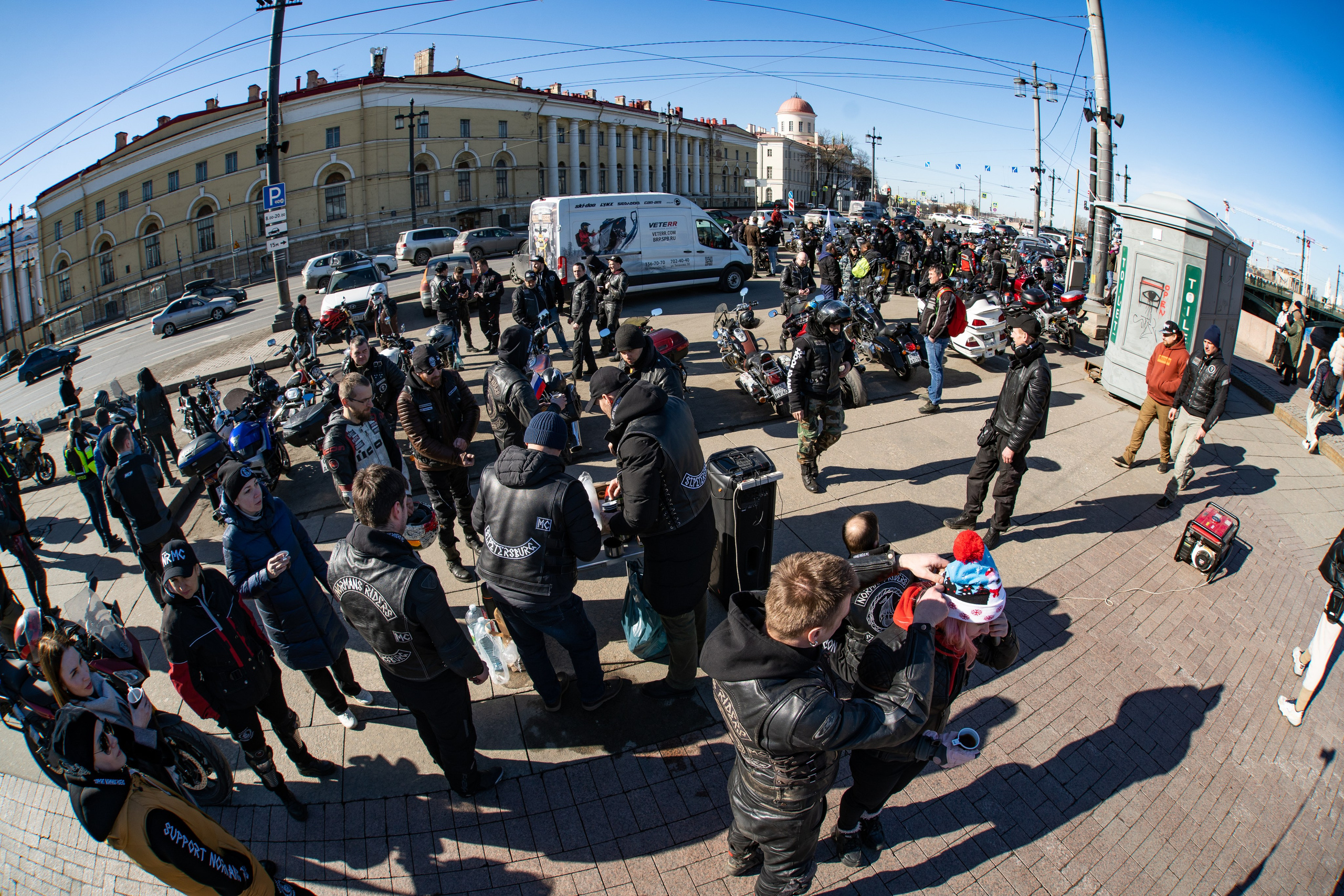 Весенний прохват мотоклуба Normans Riders MC. Концертный и репортажный фотограф в Санкт-Петербурге Слава Пахомов