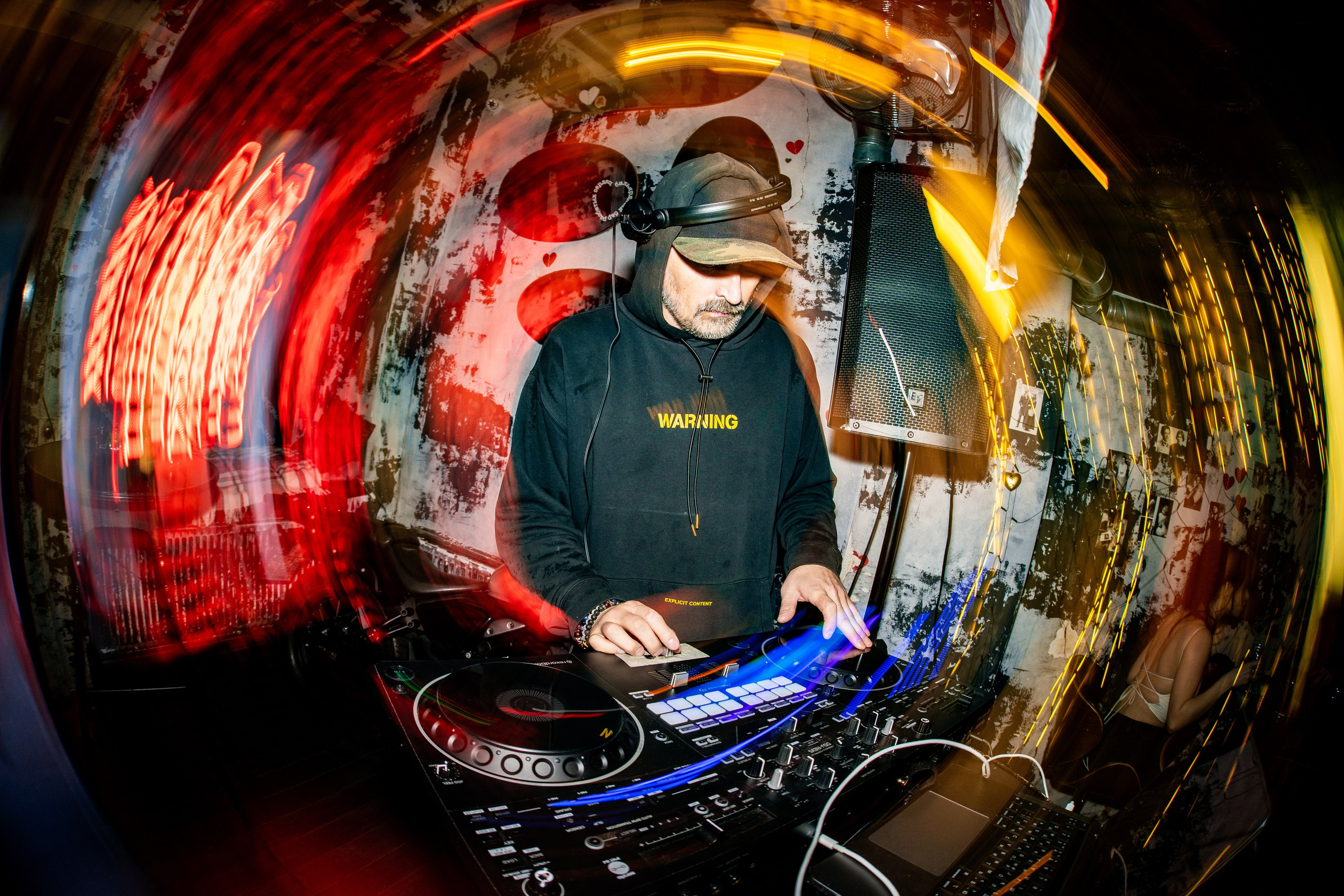 Панк-вечеринка в Баре разбитых сердец. Концертный и репортажный фотограф в Санкт-Петербурге Слава Пахомов