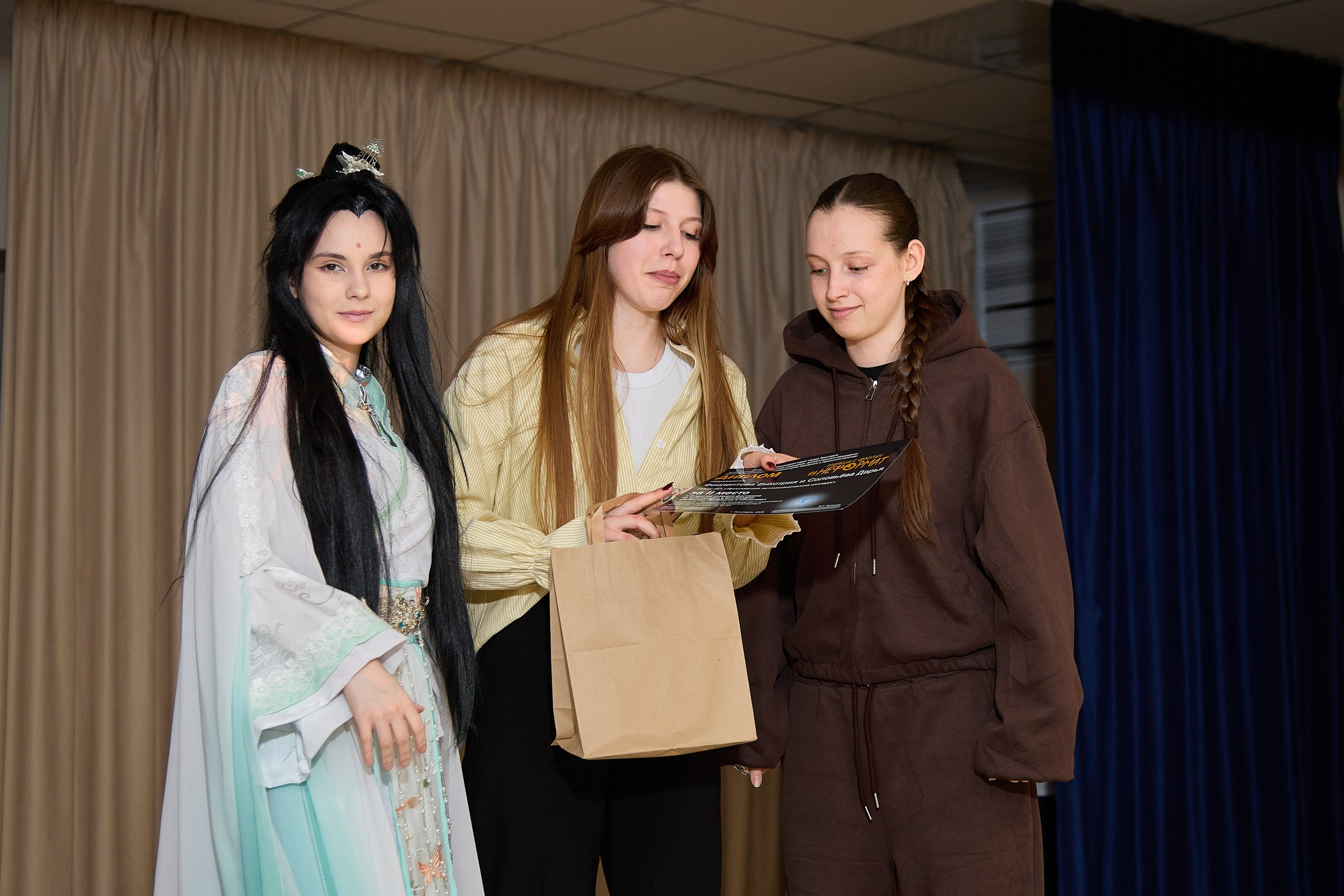 Неформат 2026 (Школа 91). Портретный фотограф Евгений Денисов