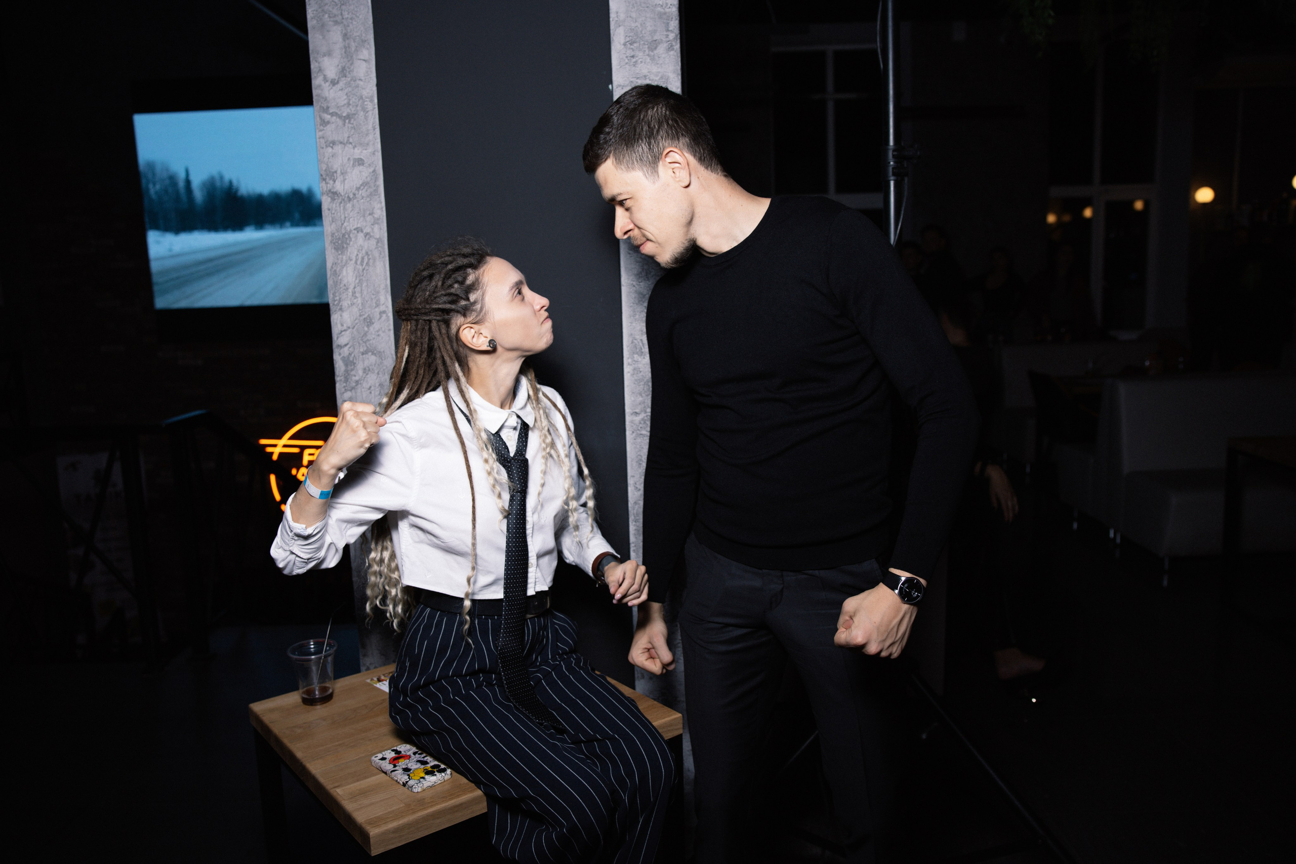 Соседи, Тусец. Фотограф Эдуарда Титанян