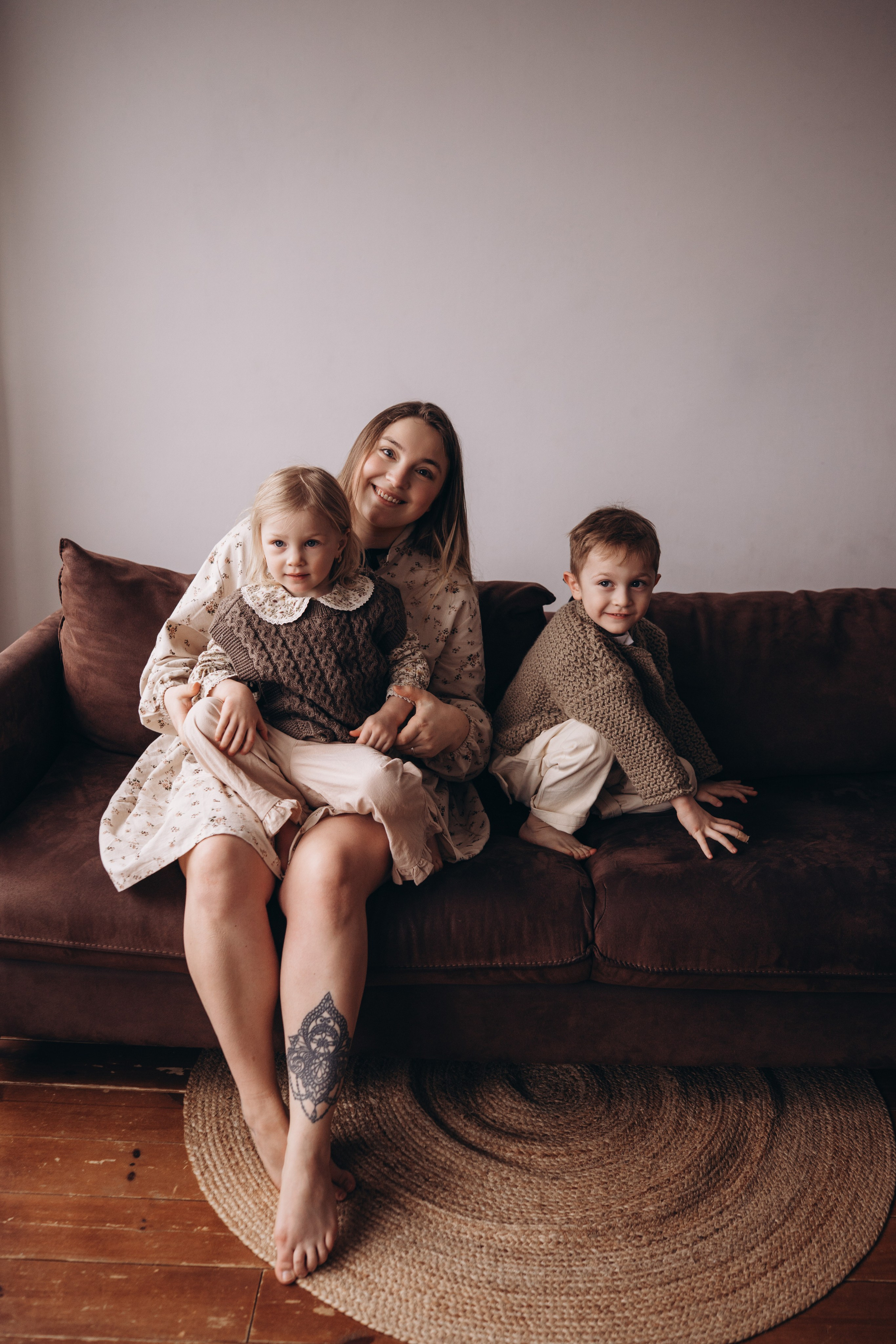 Фотодень Мамы 2026. Фотограф Новорожденных в Москве. Семейные истории в стиле LIFE