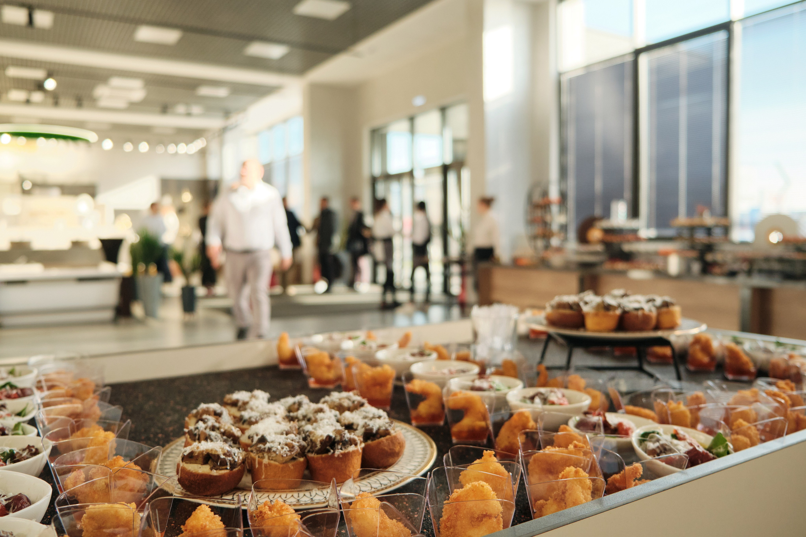 Открытие салона 100 градусов. Антон Ив