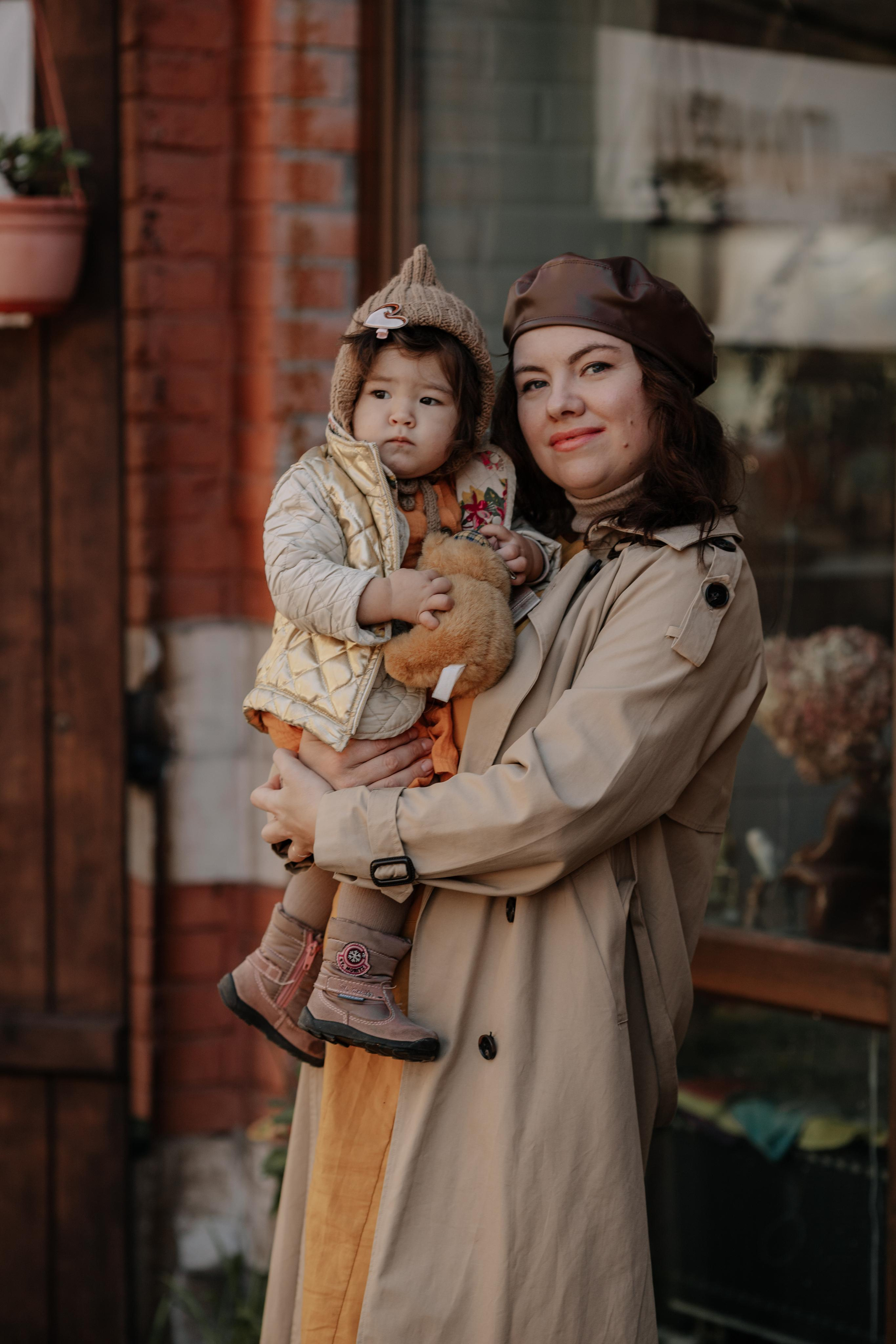Оля и Мия (усадьба «Тимохово-Салазкино» Видное). Семейный и свадебный фотограф Видное Москва Екатерина Пятова