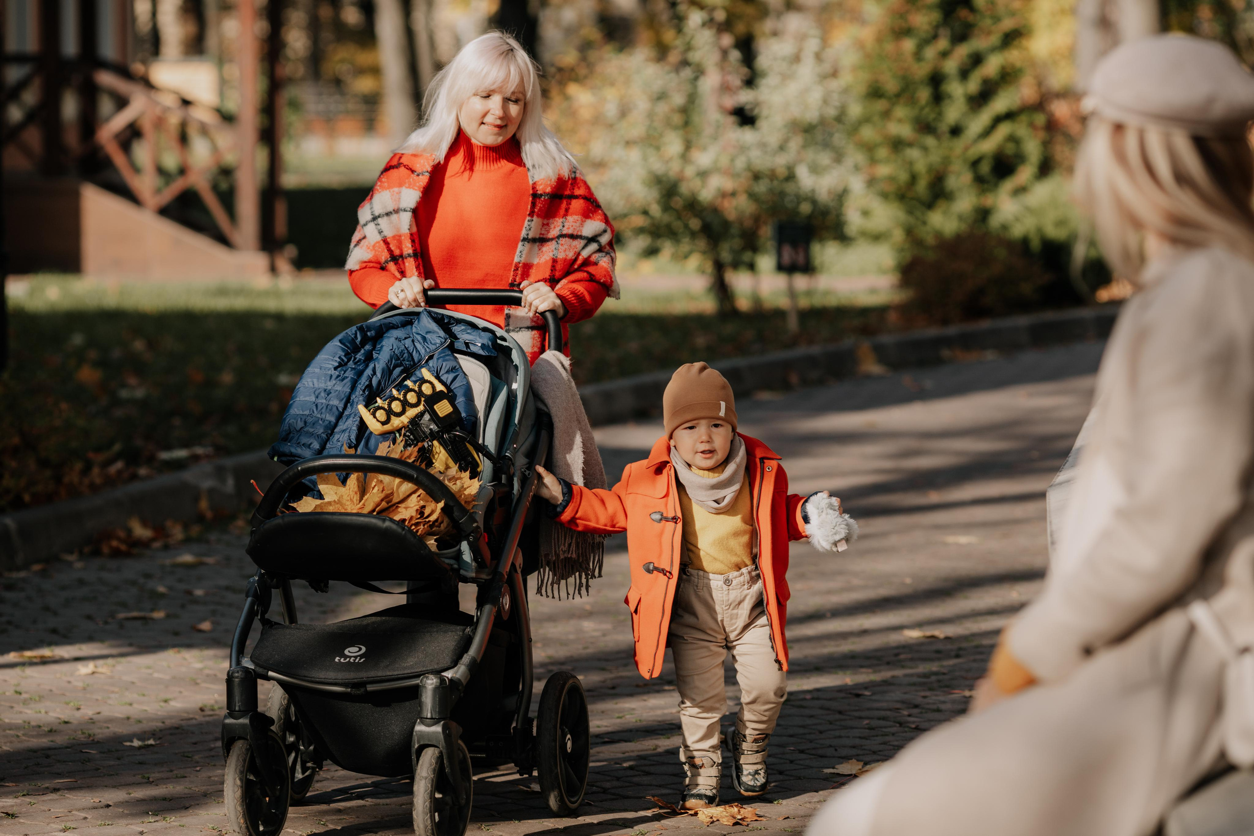 Аня и семья (усадьба «Тимохово-Салазкино» Видное). Семейный и свадебный фотограф Видное Москва Екатерина Пятова