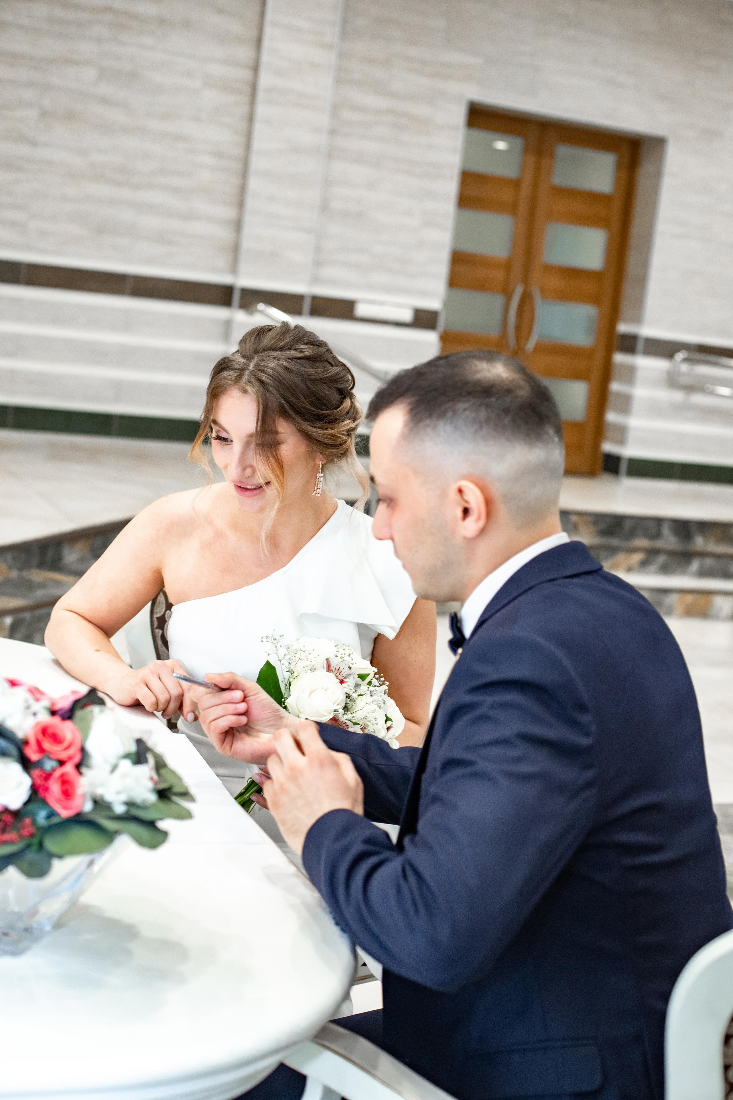 Фаррух и Надежда (ЗАГС Шипиловский). Семейный и свадебный фотограф Видное Москва Екатерина Пятова