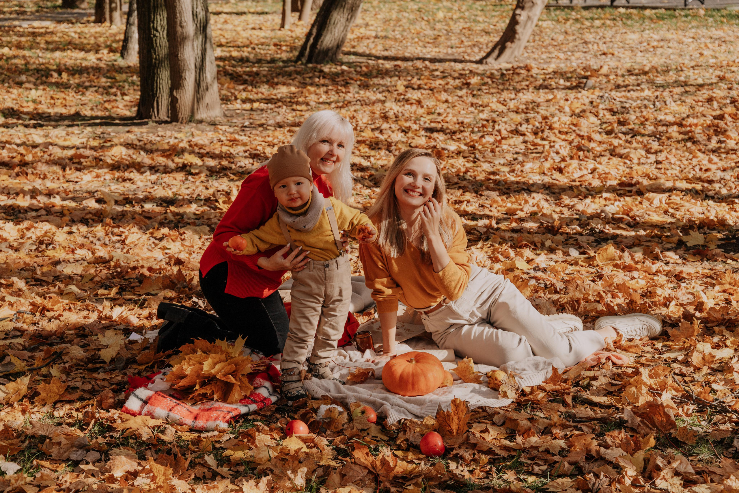 Аня и семья (усадьба «Тимохово-Салазкино» Видное). Семейный и свадебный фотограф Видное Москва Екатерина Пятова