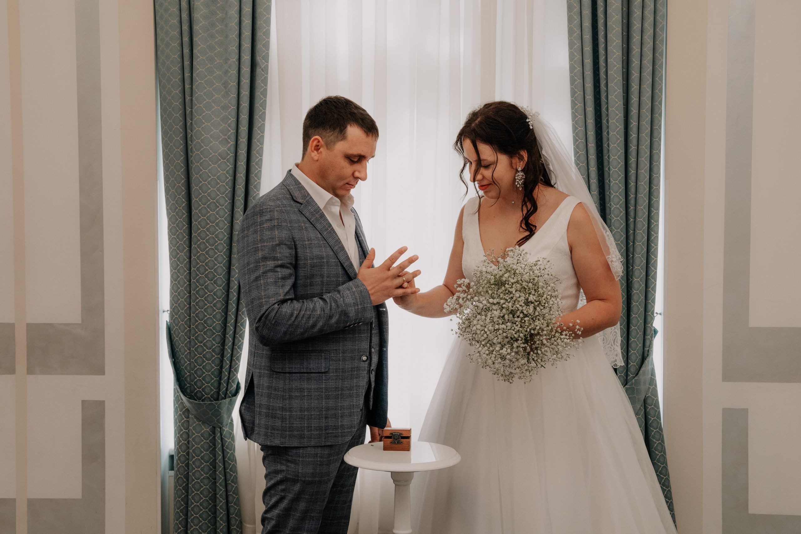 Диана и Александр (Дворец бракосочетания № 3). Семейный и свадебный фотограф Видное Москва Екатерина Пятова