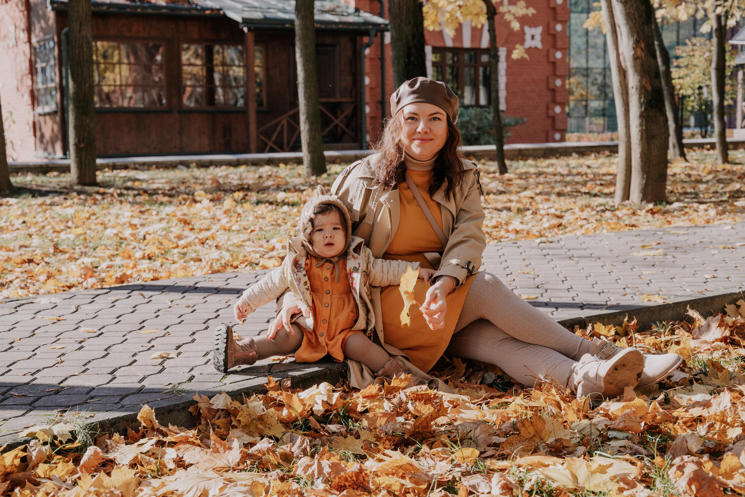 Оля и Мия (усадьба «Тимохово-Салазкино» Видное). Семейный и свадебный фотограф Видное Москва Екатерина Пятова