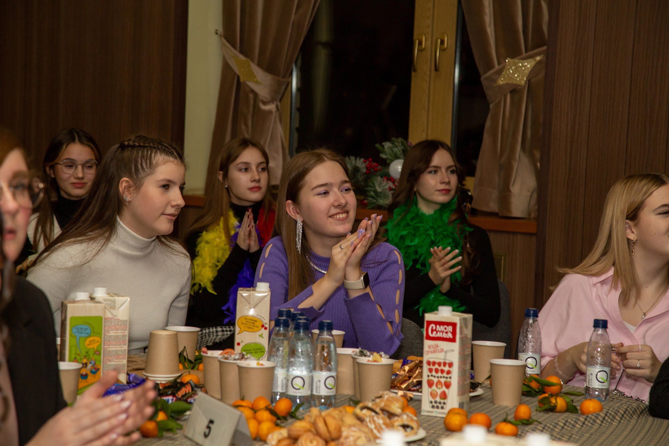 Репортажная съёмка для Домисольки на новый год. «Студия DRONAVT`s» — видеосъёмка и фотография г. Москва