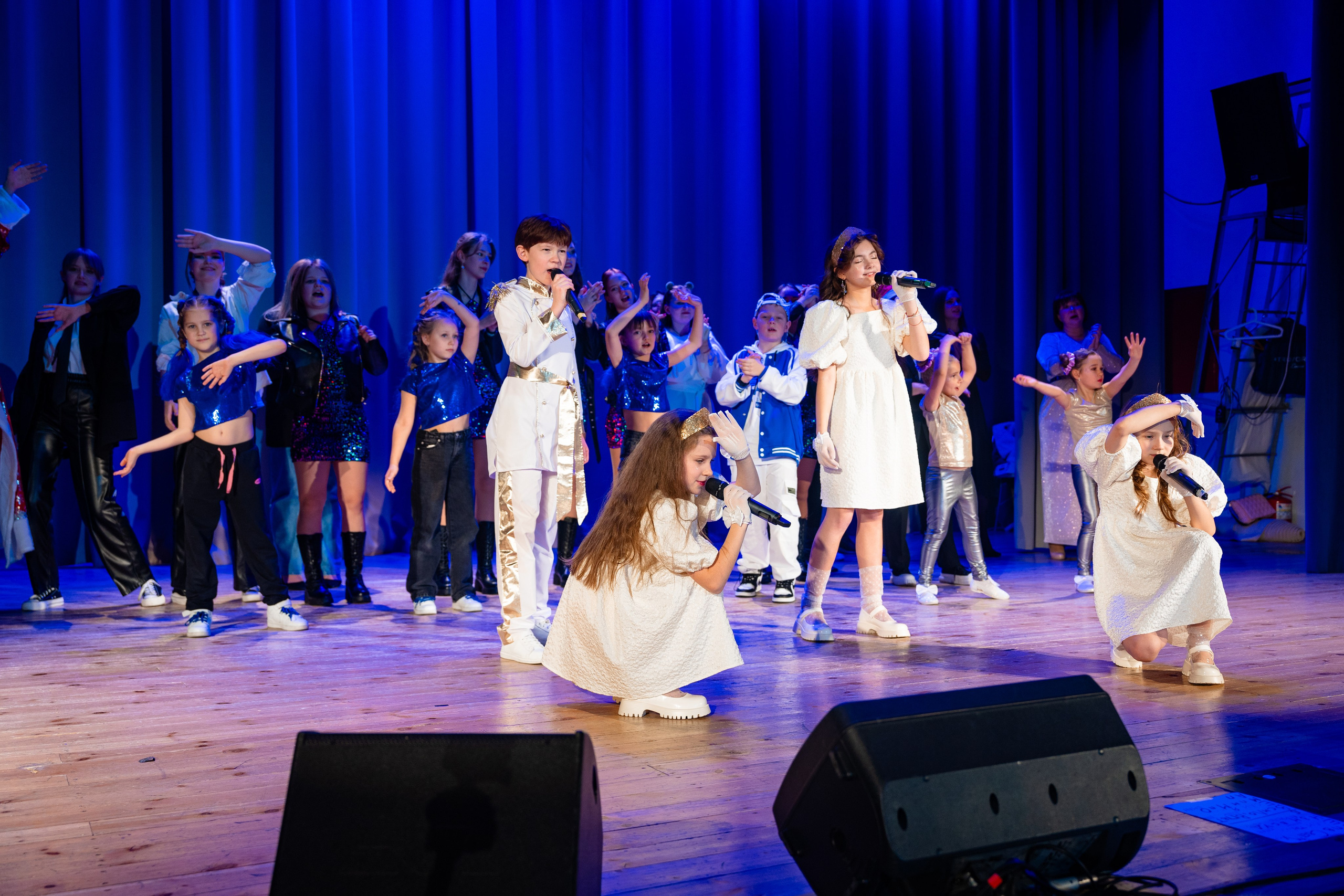 Концерт ДК Буривестник. Фотограф Никита Комаров