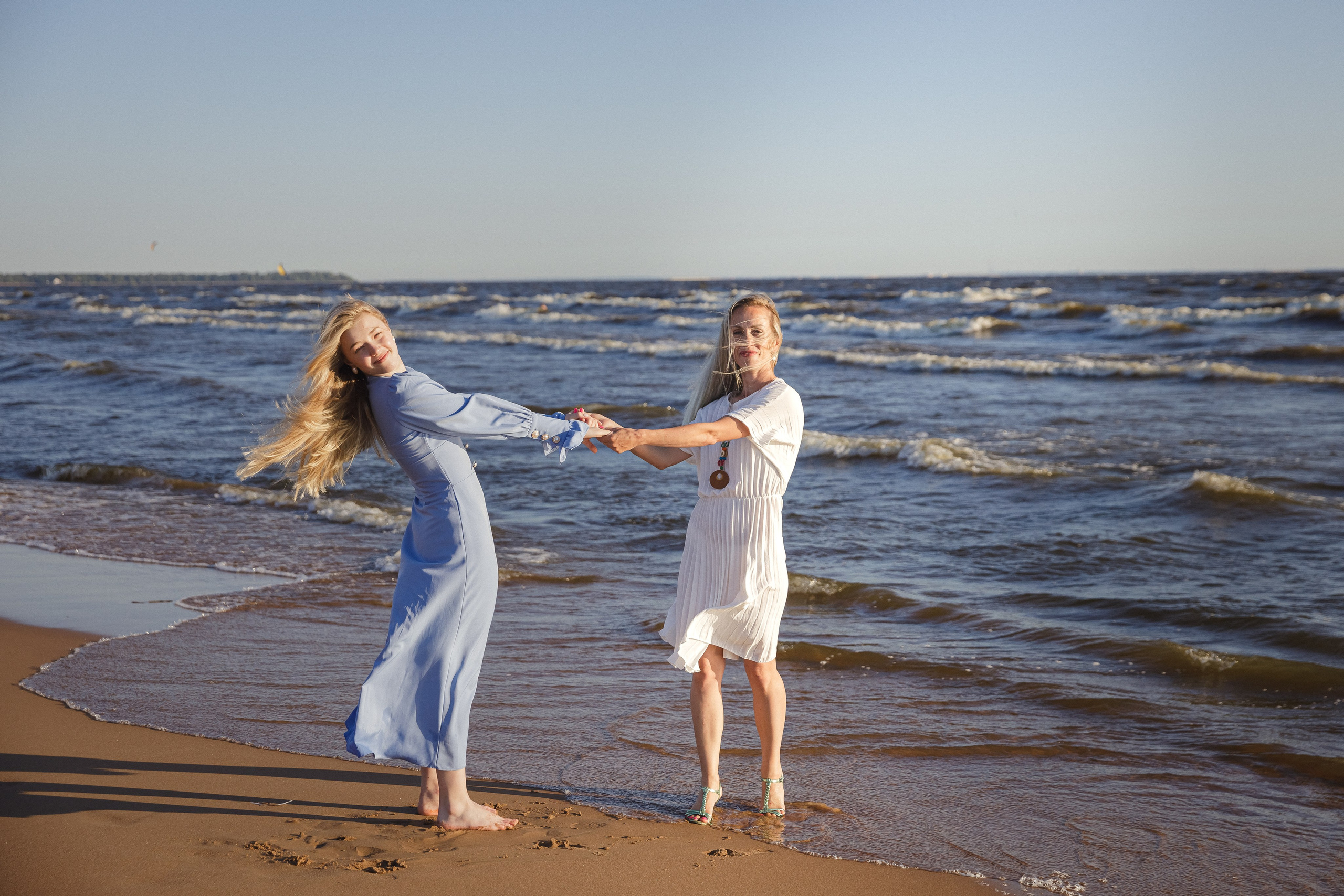 26.06.2024 Выпускной Залесье 9А. Маша Гонтарь Семейный домашний репортажный фотограф в Санкт-Петербурге