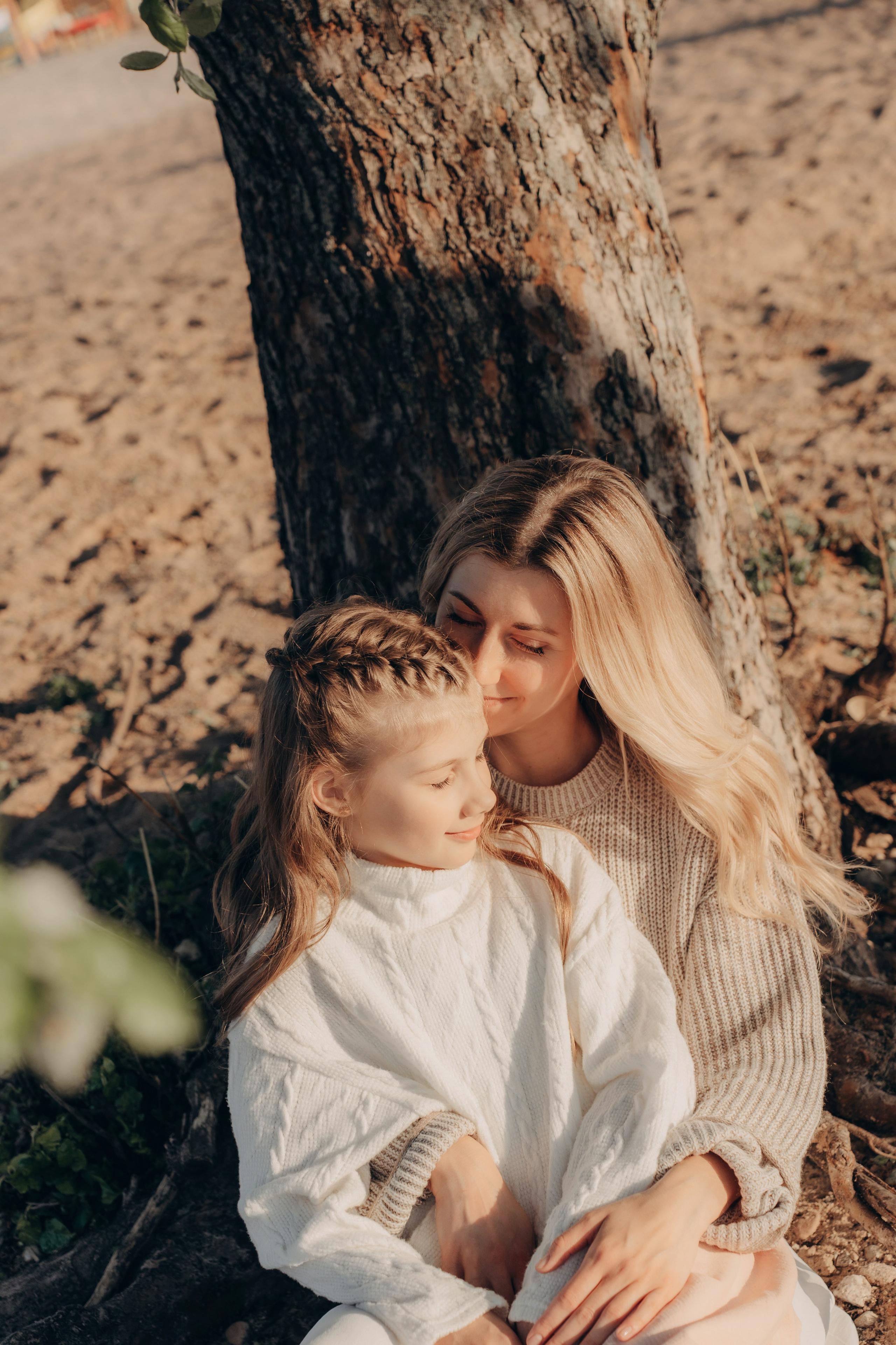 Весеннее тепло семьи на берегу Минского моря. Ваш семейный фотограф в Минске — Вика Трегубова