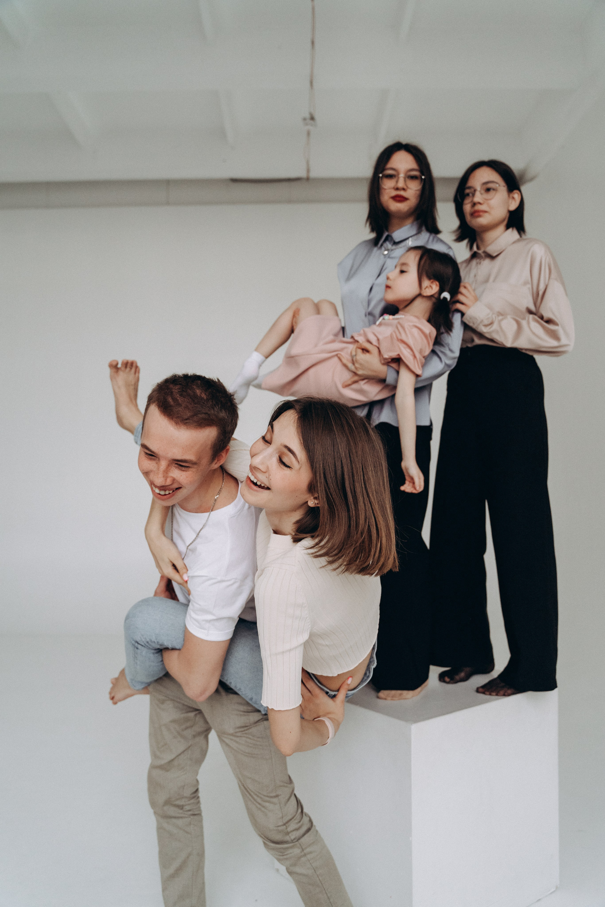 В студии. Женский и семейный лайфстайл фотограф в Уфе Лайт Альбина