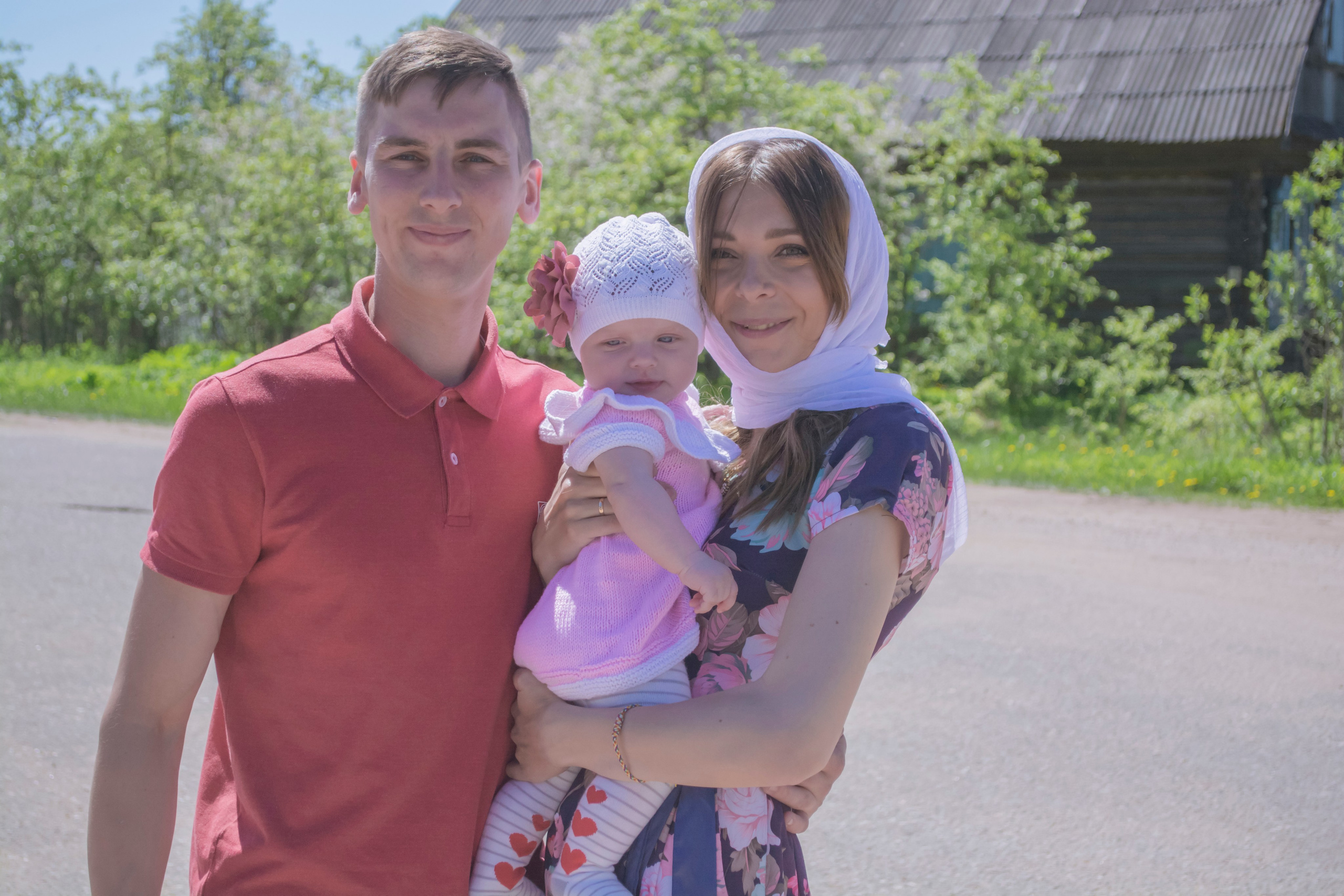 Крещение Василисы в храме Николая Чудотворца в д. Старый погост. Фотограф Евгений Егоров